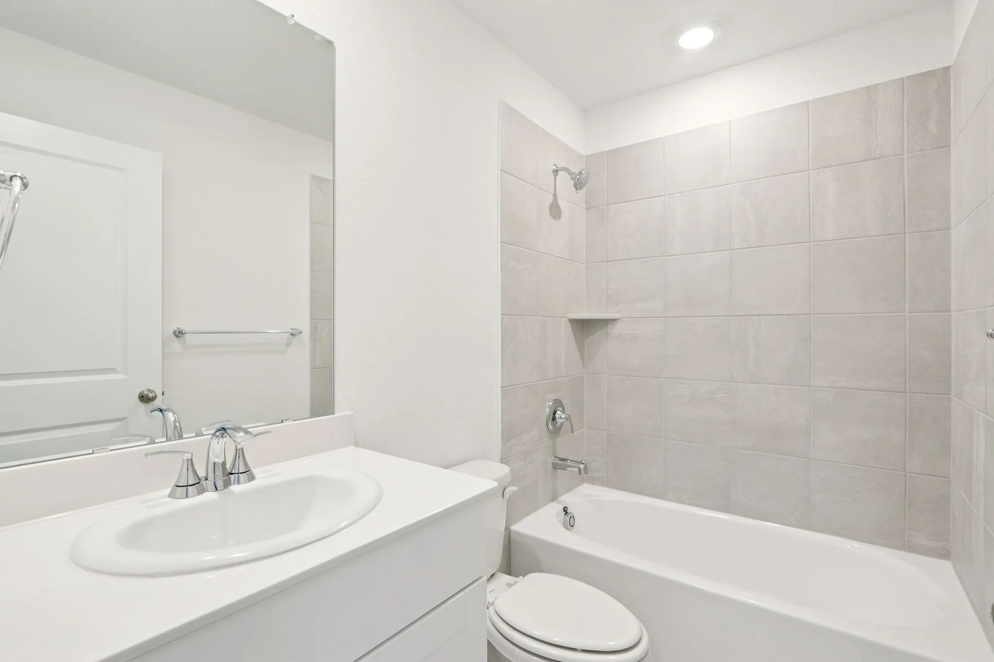 Photo is not of the actual home, but is an inspirational photo of builder’s model home and may depict options, furnishings, and/or decorator features that are not included.