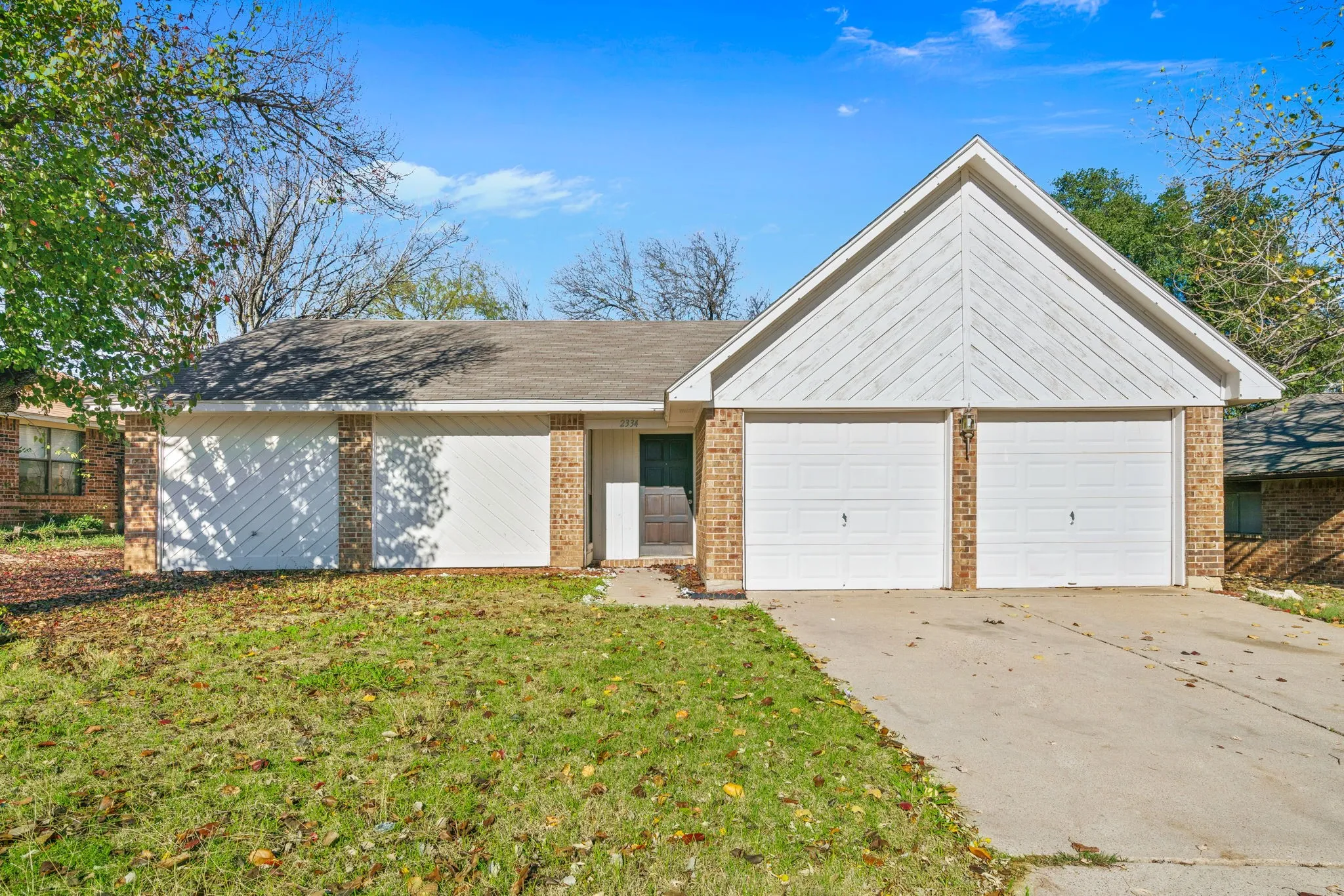 Single Family Residence For Rent in Dallas County , 2334 Dartmouth Drive, Grand Prairie, Texas 75052, 3 Bedroom, 2 Bathroom, 2 Garage spaces, 1,455 Sqft, built in 1985, mls#21387952, Real Estate Agent in Grand Prairie, Homes For Rent in Dallas county, Homes For Rent in Grand Prairie, Realtor in Grand Prairie Texas, Real Estate Brokerage Independent Realty Texas, Luminita Cordes Realtor