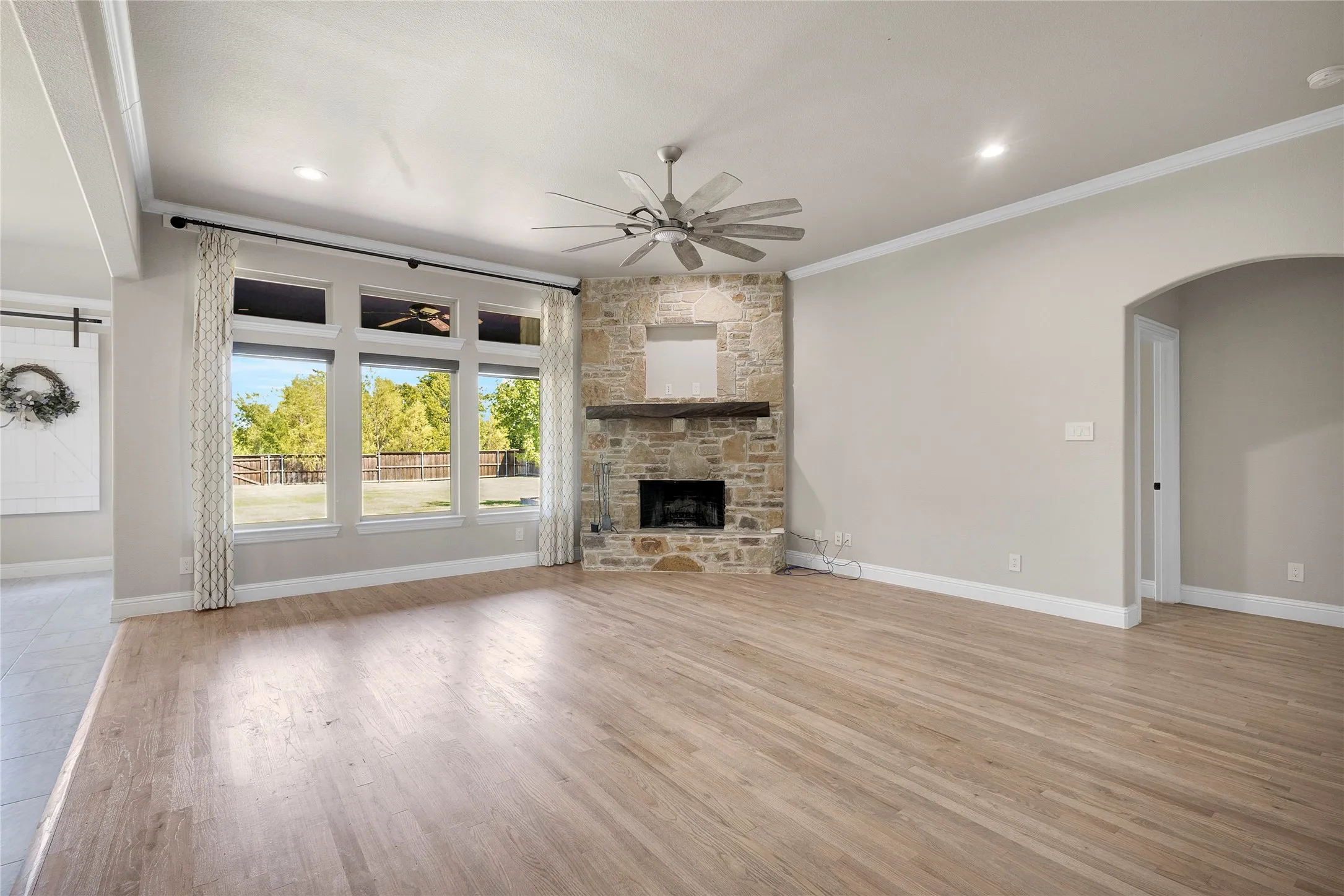 Single Family Residence For Sale in Collin County , 341 Amber Lane, Nevada, Texas 75173, 4 Bedroom, 3 Bathroom, 3 Garage spaces, 2,655 Sqft, built in 2016, mls#21388219, Real Estate Agent in Nevada, Homes For Sale in Collin county, Homes For Sale in Nevada, Realtor in Nevada Texas, Real Estate Brokerage Independent Realty Texas, Luminita Cordes Realtor