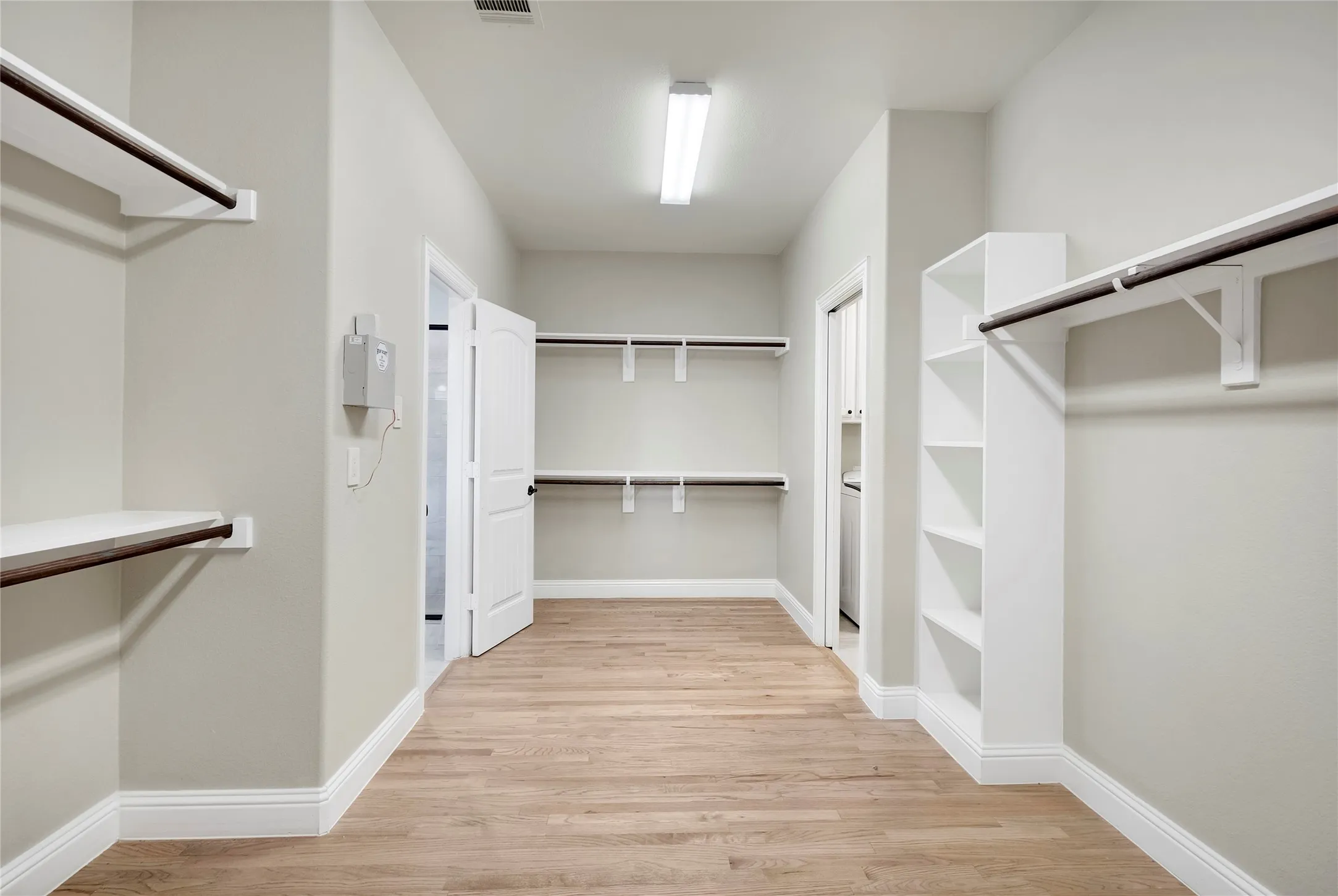 Single Family Residence For Sale in Collin County , 341 Amber Lane, Nevada, Texas 75173, 4 Bedroom, 3 Bathroom, 3 Garage spaces, 2,655 Sqft, built in 2016, mls#21388219, Real Estate Agent in Nevada, Homes For Sale in Collin county, Homes For Sale in Nevada, Realtor in Nevada Texas, Real Estate Brokerage Independent Realty Texas, Luminita Cordes Realtor