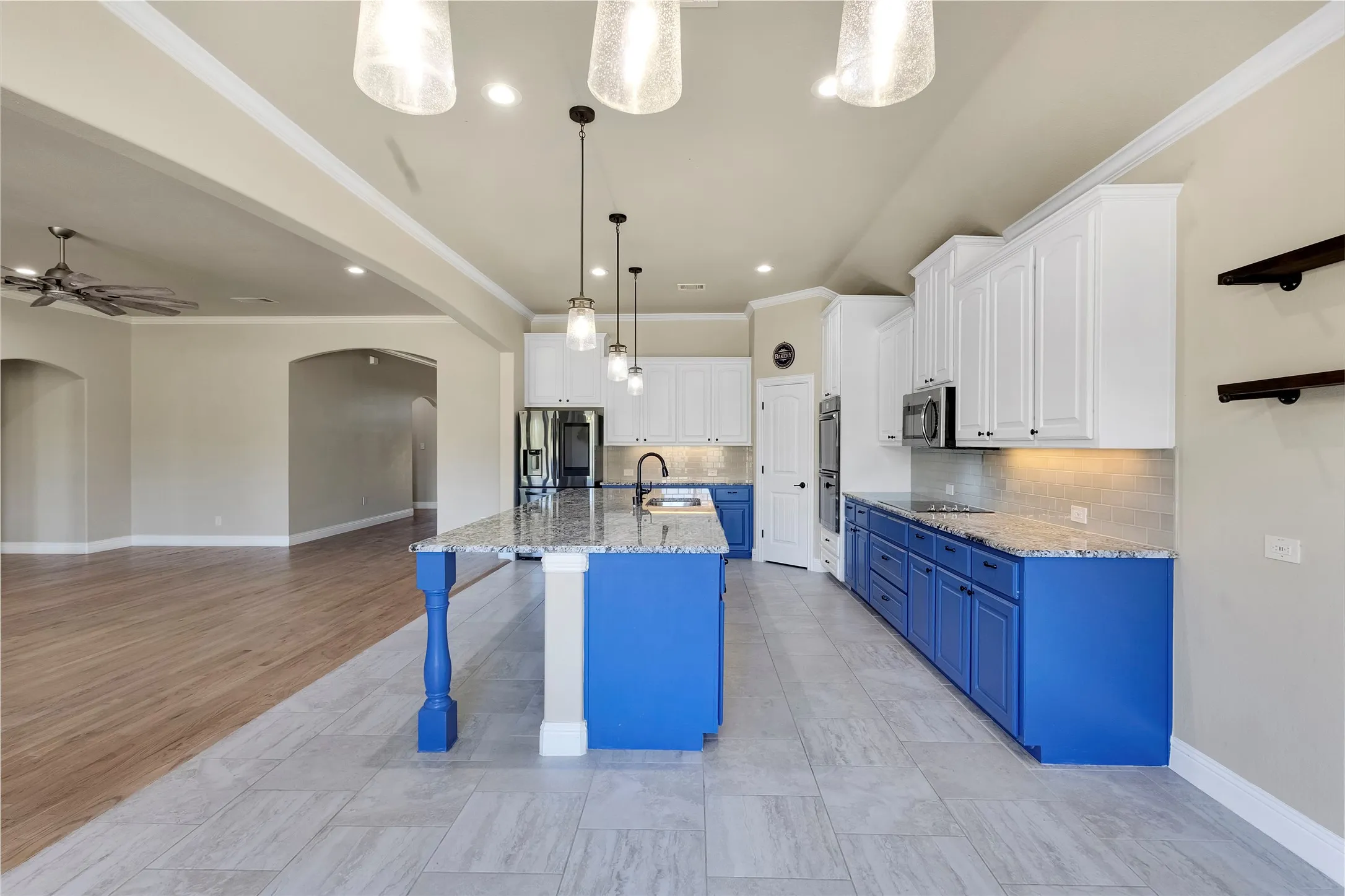 Single Family Residence For Sale in Collin County , 341 Amber Lane, Nevada, Texas 75173, 4 Bedroom, 3 Bathroom, 3 Garage spaces, 2,655 Sqft, built in 2016, mls#21388219, Real Estate Agent in Nevada, Homes For Sale in Collin county, Homes For Sale in Nevada, Realtor in Nevada Texas, Real Estate Brokerage Independent Realty Texas, Luminita Cordes Realtor