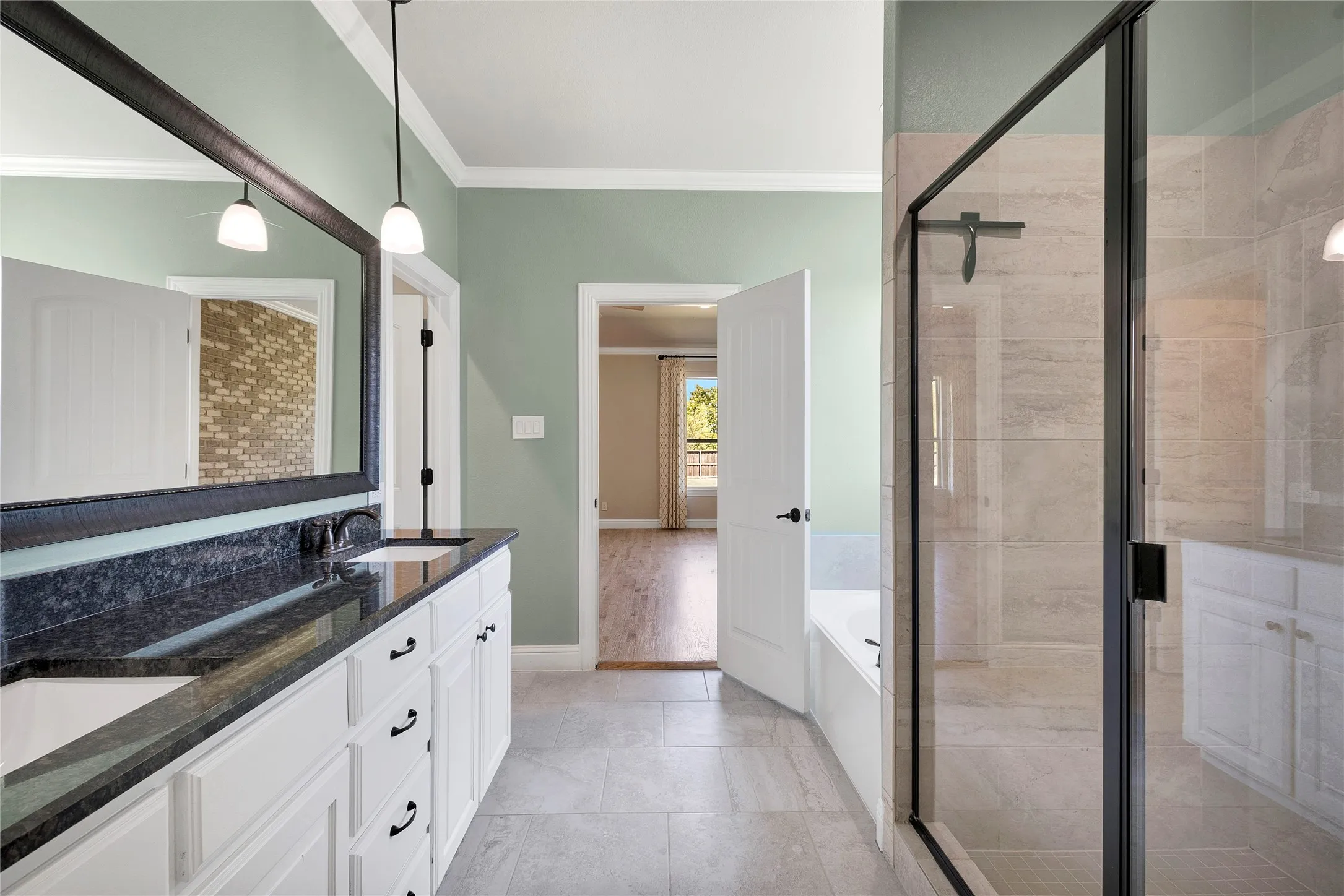 Single Family Residence For Sale in Collin County , 341 Amber Lane, Nevada, Texas 75173, 4 Bedroom, 3 Bathroom, 3 Garage spaces, 2,655 Sqft, built in 2016, mls#21388219, Real Estate Agent in Nevada, Homes For Sale in Collin county, Homes For Sale in Nevada, Realtor in Nevada Texas, Real Estate Brokerage Independent Realty Texas, Luminita Cordes Realtor