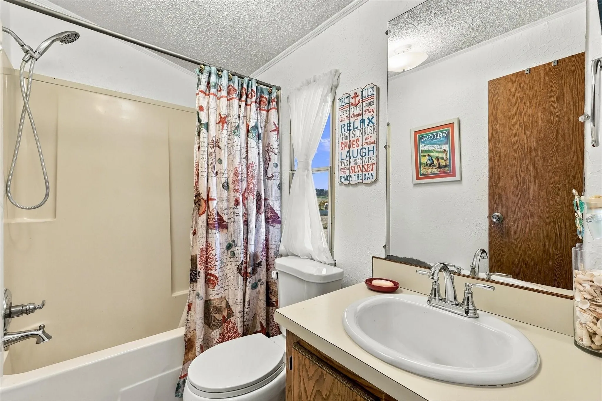 Manufactured Home For Sale in Cooke County , 934 Elm Grove Road, Valley View, Texas 76272, 3 Bedroom, 2 Bathroom, Garage spaces, 1,280 Sqft, built in 1995, mls#21387938, Real Estate Agent in Valley View, Homes For Sale in Cooke county, Homes For Sale in Valley View, Realtor in Valley View Texas, Real Estate Brokerage Independent Realty Texas, Luminita Cordes Realtor