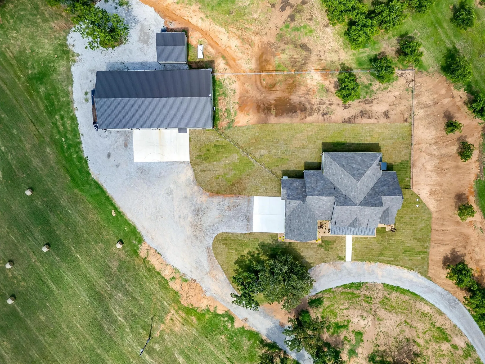 Single Family Residence For Sale in Montague County , 3019 Orchard Road, Bowie, Texas 76230, 4 Bedroom, 4 Bathroom, 2 Garage spaces, 3,480 Sqft, built in 2024, mls#21388418, Real Estate Agent in Bowie, Homes For Sale in Montague county, Homes For Sale in Bowie, Realtor in Bowie Texas, Real Estate Brokerage Independent Realty Texas, Luminita Cordes Realtor