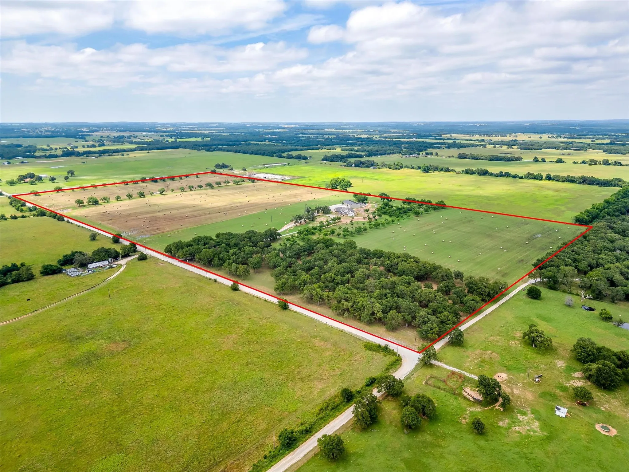 Single Family Residence For Sale in Montague County , 3019 Orchard Road, Bowie, Texas 76230, 4 Bedroom, 4 Bathroom, 2 Garage spaces, 3,480 Sqft, built in 2024, mls#21388418, Real Estate Agent in Bowie, Homes For Sale in Montague county, Homes For Sale in Bowie, Realtor in Bowie Texas, Real Estate Brokerage Independent Realty Texas, Luminita Cordes Realtor
