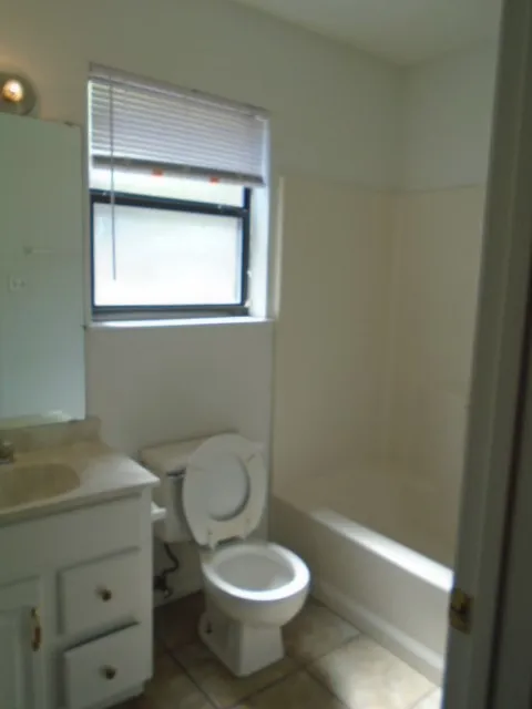 Single Family Residence For Rent in Taylor County , 3910 Trinity Lane, Abilene, Texas 79602, 3 Bedroom, 2 Bathroom, 2 Garage spaces, 1,198 Sqft, built in 1994, mls#21388431, Real Estate Agent in Abilene, Homes For Rent in Taylor county, Homes For Rent in Abilene, Realtor in Abilene Texas, Real Estate Brokerage Independent Realty Texas, Luminita Cordes Realtor