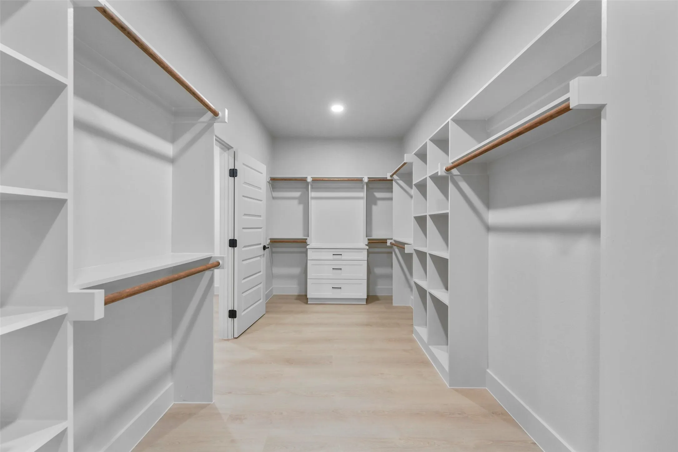 Single Family Residence For Sale in Grayson County , 1054 Dixie Estates Way, Whitesboro, Texas 76273, 4 Bedroom, 4 Bathroom, 2 Garage spaces, 2,870 Sqft, built in 2026, mls#21388415, Real Estate Agent in Whitesboro, Homes For Sale in Grayson county, Homes For Sale in Whitesboro, Realtor in Whitesboro Texas, Real Estate Brokerage Independent Realty Texas, Luminita Cordes Realtor