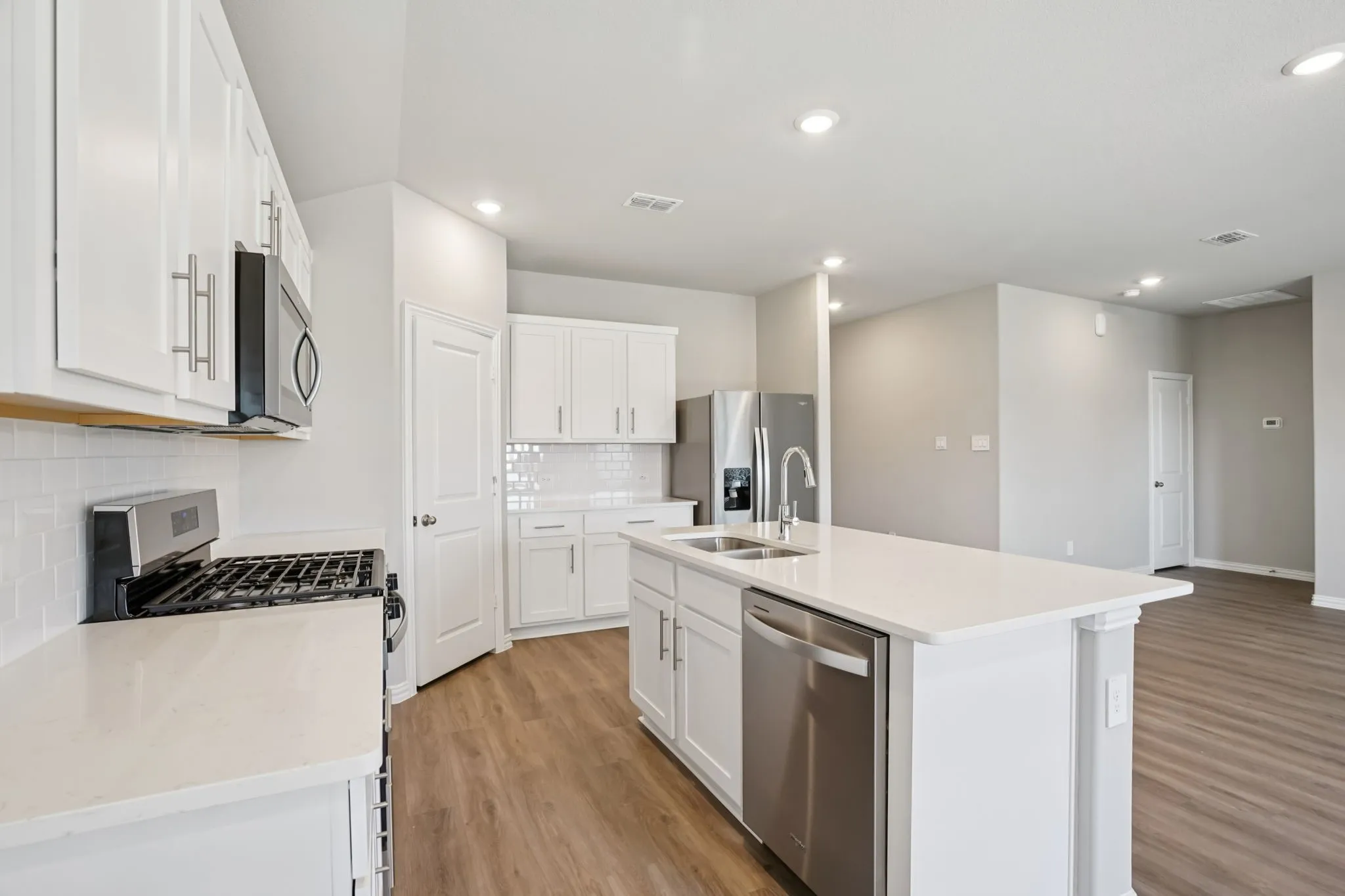 Photo is not of the actual home, but is an inspirational photo of builder’s model home and may depict options, furnishings, and/or decorator features that are not included.