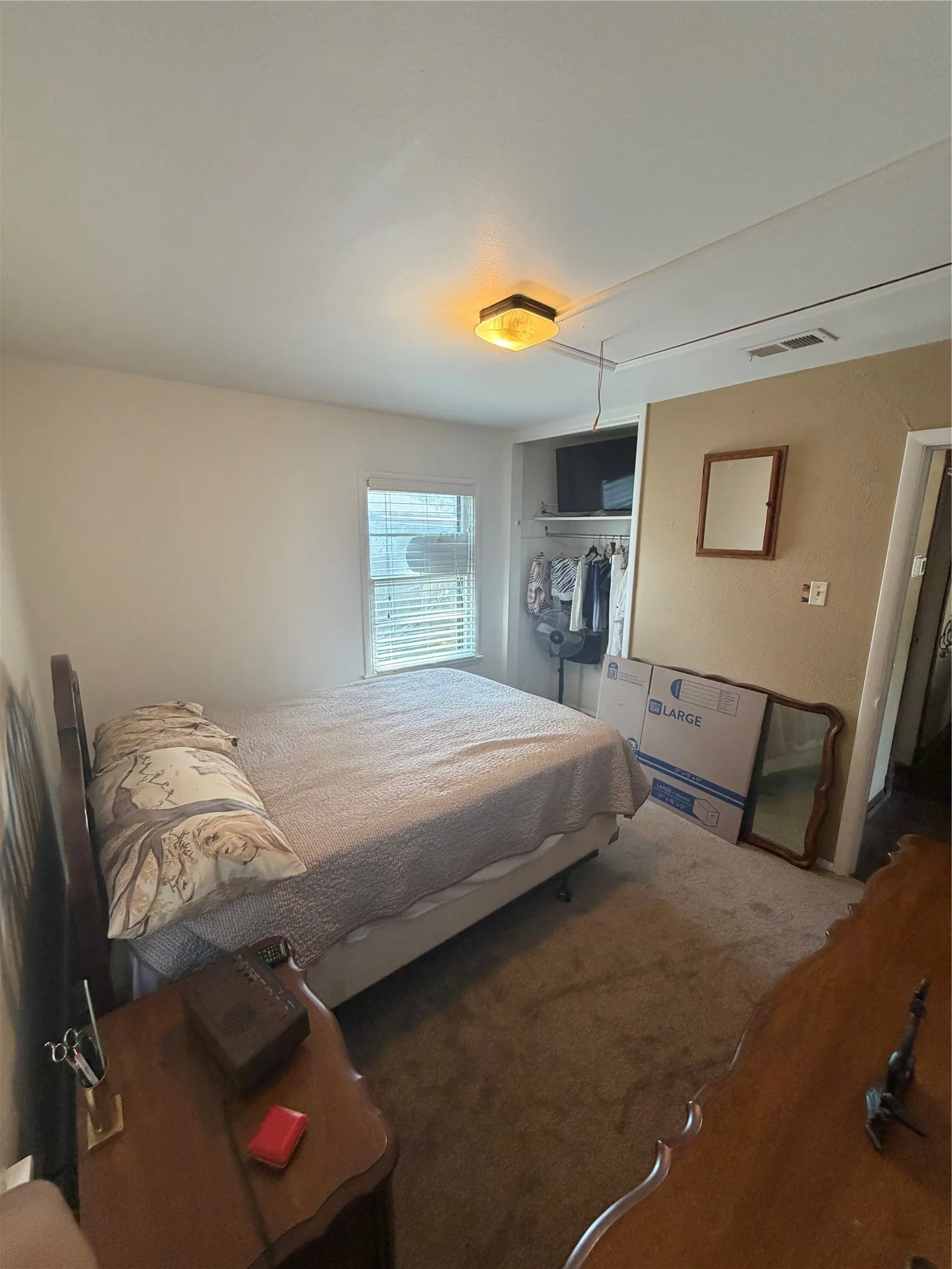 Single Family Residence For Sale in Dallas County , 1324 Dale Drive, Garland, Texas 75041, 3 Bedroom, 1 Bathroom, 3 Garage spaces, 1,008 Sqft, built in 1954, mls#21388445, Real Estate Agent in Garland, Homes For Sale in Dallas county, Homes For Sale in Garland, Realtor in Garland Texas, Real Estate Brokerage Independent Realty Texas, Luminita Cordes Realtor