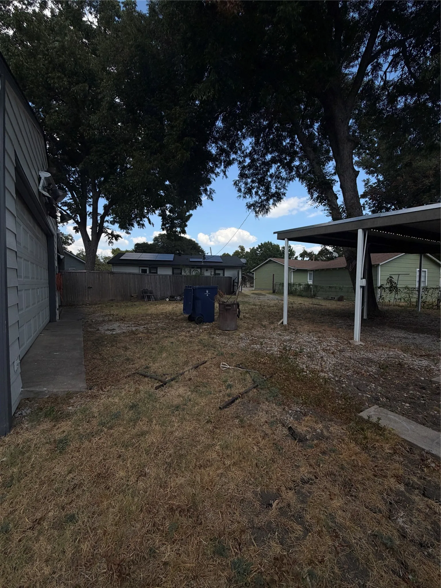 Single Family Residence For Sale in Dallas County , 1324 Dale Drive, Garland, Texas 75041, 3 Bedroom, 1 Bathroom, 3 Garage spaces, 1,008 Sqft, built in 1954, mls#21388445, Real Estate Agent in Garland, Homes For Sale in Dallas county, Homes For Sale in Garland, Realtor in Garland Texas, Real Estate Brokerage Independent Realty Texas, Luminita Cordes Realtor