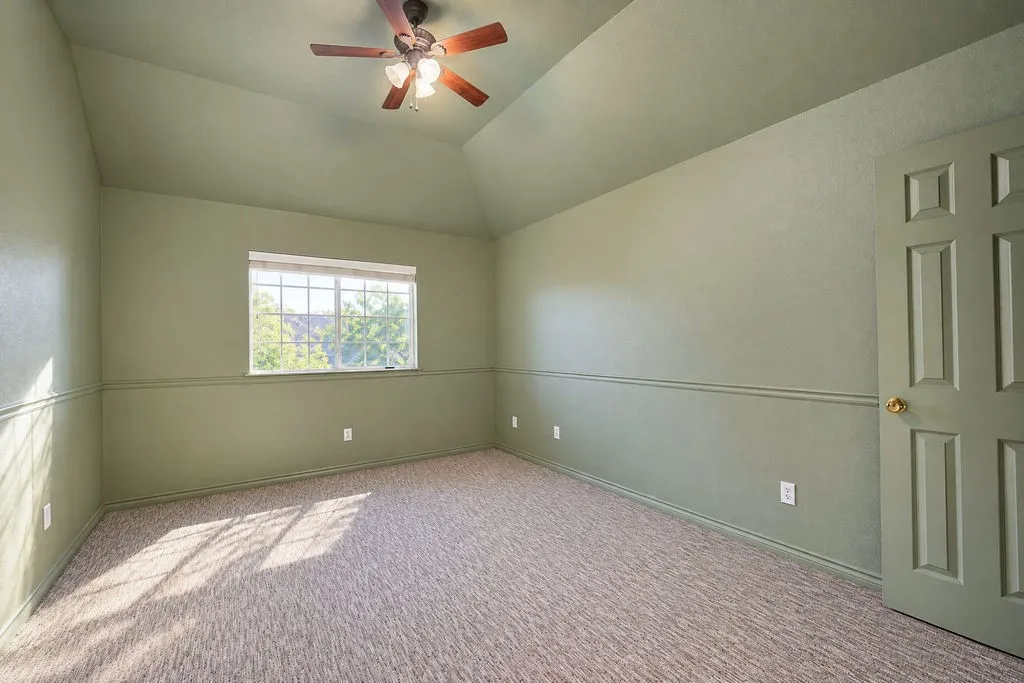 Single Family Residence For Sale in Denton County , 1524 Santa Fe Trail, Carrollton, Texas 75007, 4 Bedroom, 4 Bathroom, 2 Garage spaces, 2,856 Sqft, built in 1993, mls#21384114, Real Estate Agent in Carrollton, Homes For Sale in Denton county, Homes For Sale in Carrollton, Realtor in Carrollton Texas, Real Estate Brokerage Independent Realty Texas, Luminita Cordes Realtor