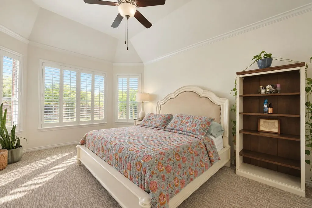 Single Family Residence For Sale in Denton County , 1524 Santa Fe Trail, Carrollton, Texas 75007, 4 Bedroom, 4 Bathroom, 2 Garage spaces, 2,856 Sqft, built in 1993, mls#21384114, Real Estate Agent in Carrollton, Homes For Sale in Denton county, Homes For Sale in Carrollton, Realtor in Carrollton Texas, Real Estate Brokerage Independent Realty Texas, Luminita Cordes Realtor