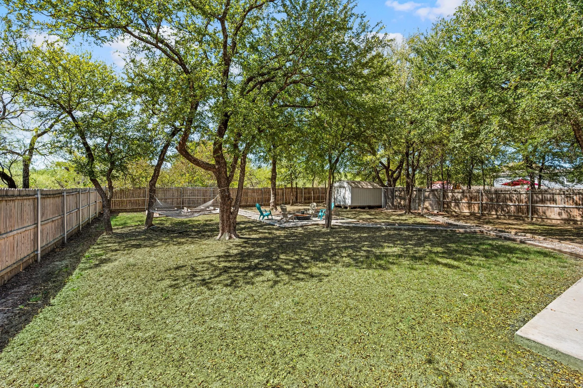 Single Family Residence For Sale in Wise County , 110 Shady Springs Drive, Runaway Bay, Texas 76426, 3 Bedroom, 2 Bathroom, Garage spaces, 1,008 Sqft, built in 2013, mls#21387927, Real Estate Agent in Runaway Bay, Homes For Sale in Wise county, Homes For Sale in Runaway Bay, Realtor in Runaway Bay Texas, Real Estate Brokerage Independent Realty Texas, Luminita Cordes Realtor