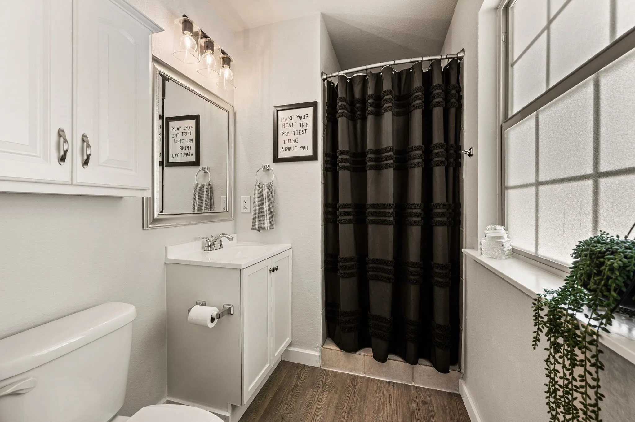 Single Family Residence For Sale in Wise County , 110 Shady Springs Drive, Runaway Bay, Texas 76426, 3 Bedroom, 2 Bathroom, Garage spaces, 1,008 Sqft, built in 2013, mls#21387927, Real Estate Agent in Runaway Bay, Homes For Sale in Wise county, Homes For Sale in Runaway Bay, Realtor in Runaway Bay Texas, Real Estate Brokerage Independent Realty Texas, Luminita Cordes Realtor