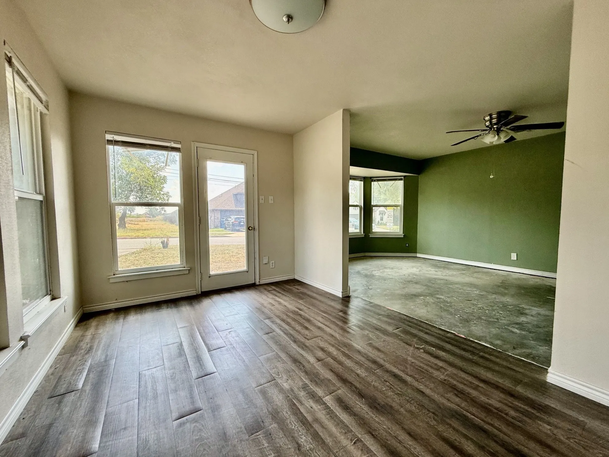 Single Family Residence For Sale in Johnson County , 312 S Mockingbird Lane, Keene, Texas 76059, 3 Bedroom, 3 Bathroom, 1 Garage spaces, 2,153 Sqft, built in 1992, mls#21388370, Real Estate Agent in Keene, Homes For Sale in Johnson county, Homes For Sale in Keene, Realtor in Keene Texas, Real Estate Brokerage Independent Realty Texas, Luminita Cordes Realtor