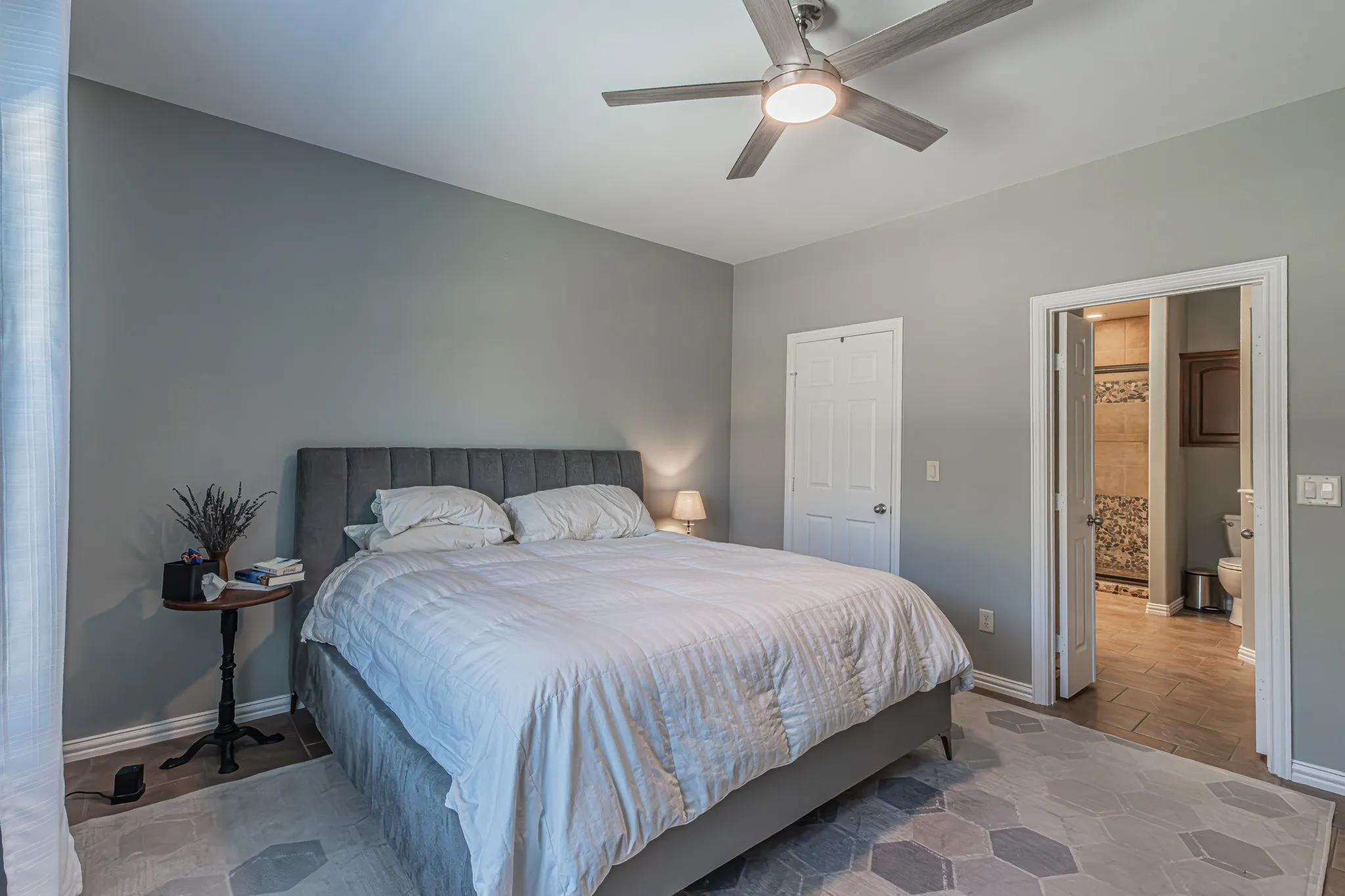 Townhouse For Sale in Wise County , 346 Emma Call Court, Decatur, Texas 76234, 2 Bedroom, 3 Bathroom, 2 Garage spaces, 1,578 Sqft, built in 2008, mls#21386814, Real Estate Agent in Decatur, Homes For Sale in Wise county, Homes For Sale in Decatur, Realtor in Decatur Texas, Real Estate Brokerage Independent Realty Texas, Luminita Cordes Realtor