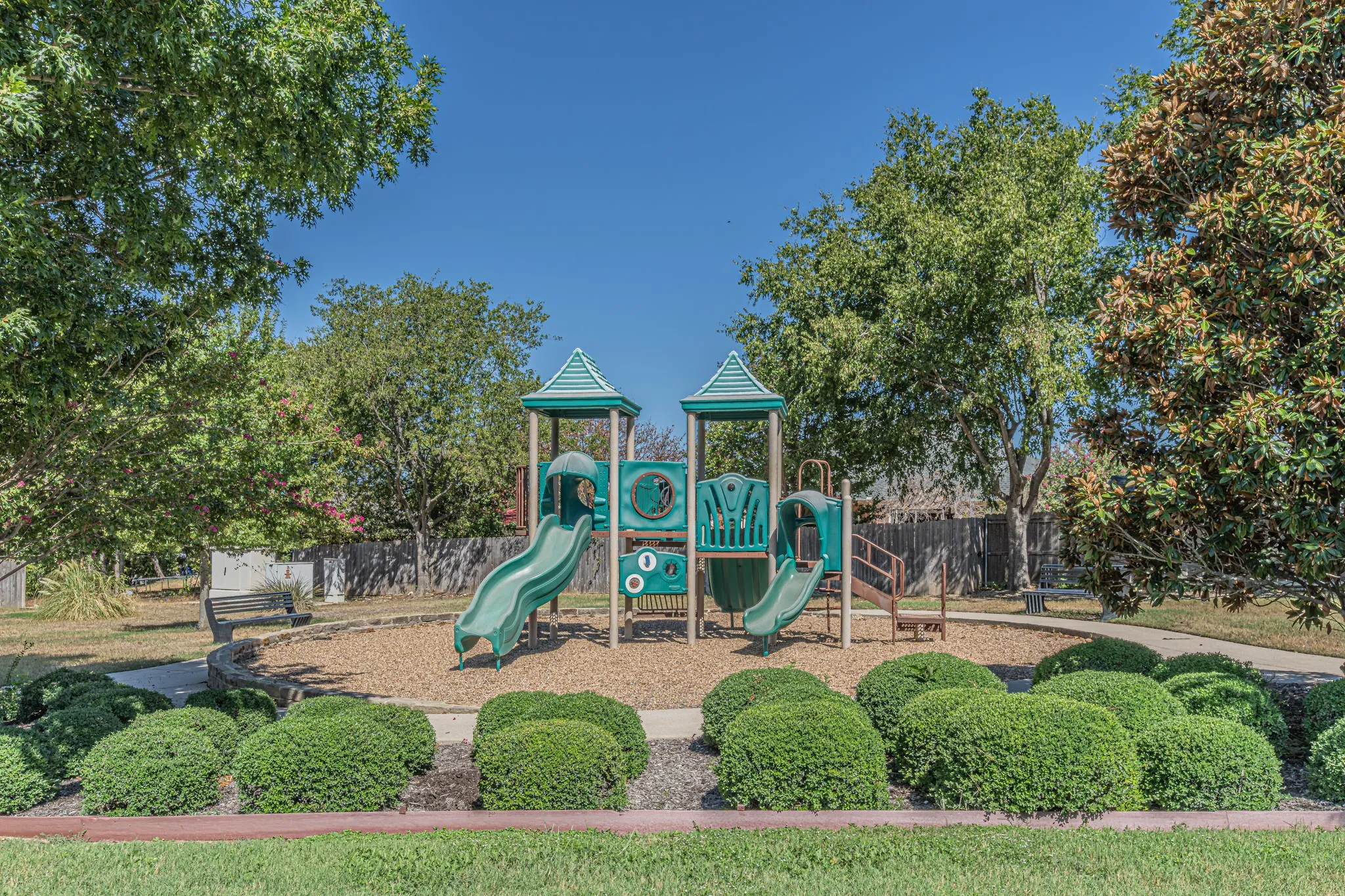 Townhouse For Sale in Wise County , 346 Emma Call Court, Decatur, Texas 76234, 2 Bedroom, 3 Bathroom, 2 Garage spaces, 1,578 Sqft, built in 2008, mls#21386814, Real Estate Agent in Decatur, Homes For Sale in Wise county, Homes For Sale in Decatur, Realtor in Decatur Texas, Real Estate Brokerage Independent Realty Texas, Luminita Cordes Realtor