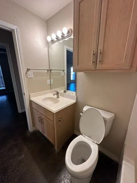 Duplex For Rent in Taylor County , 2457 Independence Boulevard 2459, Abilene, Texas 79601, 3 Bedroom, 2 Bathroom, 2 Garage spaces, 2,769 Sqft, built in 2006, mls#21388468, Real Estate Agent in Abilene, Homes For Rent in Taylor county, Homes For Rent in Abilene, Realtor in Abilene Texas, Real Estate Brokerage Independent Realty Texas, Luminita Cordes Realtor