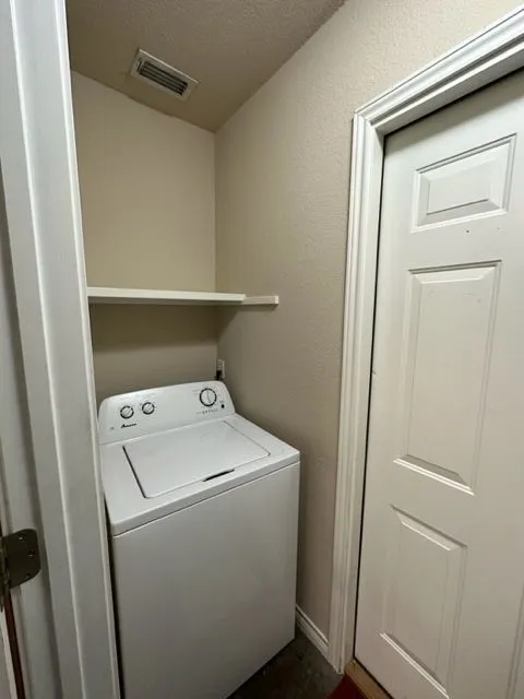 Duplex For Rent in Taylor County , 2457 Independence Boulevard 2459, Abilene, Texas 79601, 3 Bedroom, 2 Bathroom, 2 Garage spaces, 2,769 Sqft, built in 2006, mls#21388468, Real Estate Agent in Abilene, Homes For Rent in Taylor county, Homes For Rent in Abilene, Realtor in Abilene Texas, Real Estate Brokerage Independent Realty Texas, Luminita Cordes Realtor