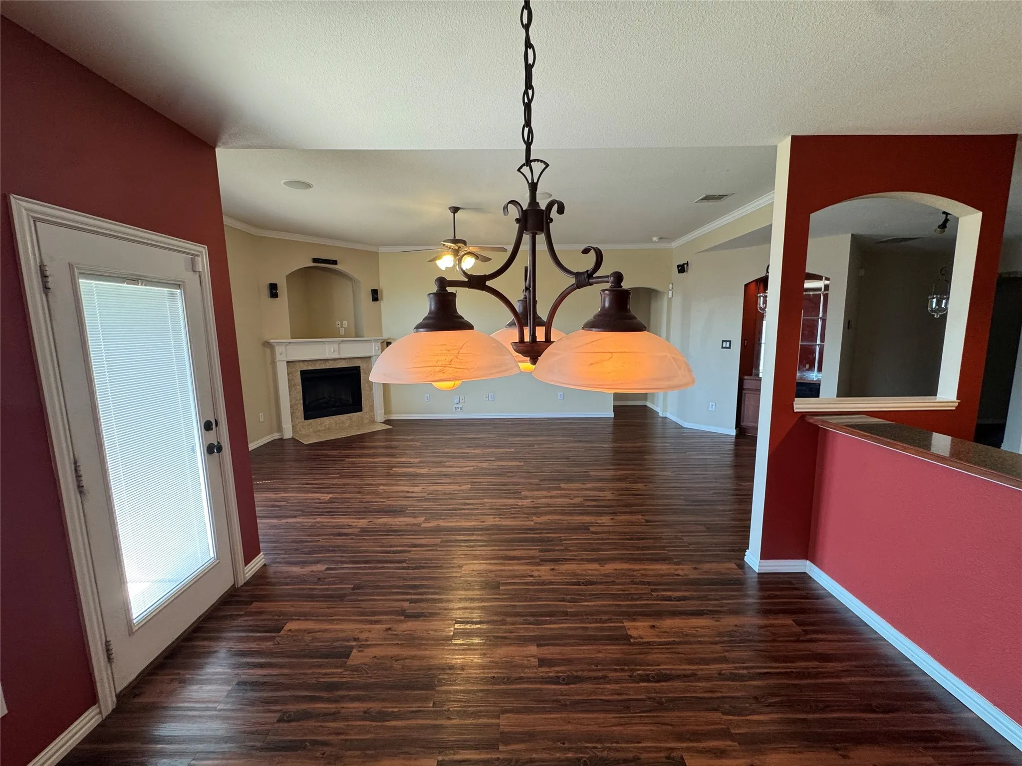 Single Family Residence For Rent in Tarrant County , 9909 Fressia Lane, Fort Worth, Texas 76108, 3 Bedroom, 2 Bathroom, 2 Garage spaces, 1,970 Sqft, built in 2005, mls#21388491, Real Estate Agent in Fort Worth, Homes For Rent in Tarrant county, Homes For Rent in Fort Worth, Realtor in Fort Worth Texas, Real Estate Brokerage Independent Realty Texas, Luminita Cordes Realtor