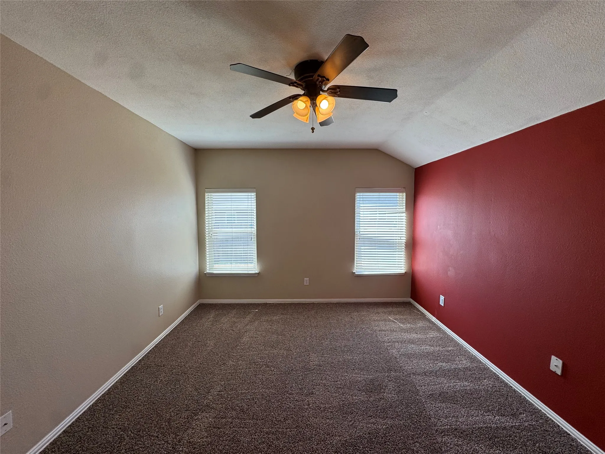 Single Family Residence For Rent in Tarrant County , 9909 Fressia Lane, Fort Worth, Texas 76108, 3 Bedroom, 2 Bathroom, 2 Garage spaces, 1,970 Sqft, built in 2005, mls#21388491, Real Estate Agent in Fort Worth, Homes For Rent in Tarrant county, Homes For Rent in Fort Worth, Realtor in Fort Worth Texas, Real Estate Brokerage Independent Realty Texas, Luminita Cordes Realtor
