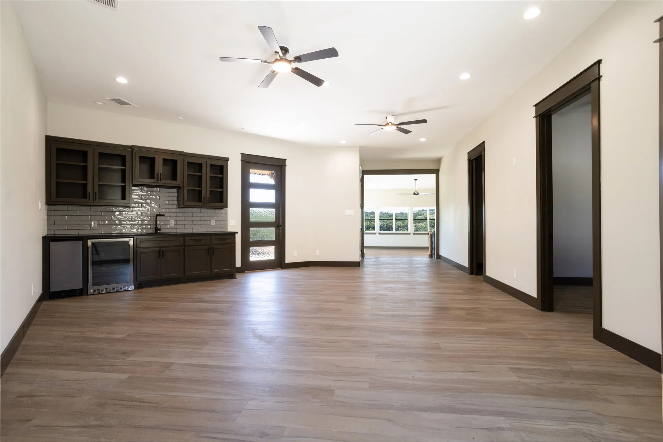 Second living area