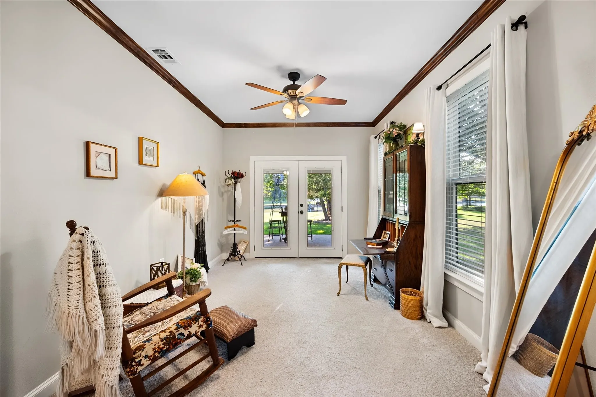 Single Family Residence For Sale in Navarro County , 529 La Bota, Corsicana, Texas 75109, 3 Bedroom, 3 Bathroom, 3 Garage spaces, 2,950 Sqft, built in 2020, mls#21387885, Real Estate Agent in Corsicana, Homes For Sale in Navarro county, Homes For Sale in Corsicana, Realtor in Corsicana Texas, Real Estate Brokerage Independent Realty Texas, Luminita Cordes Realtor