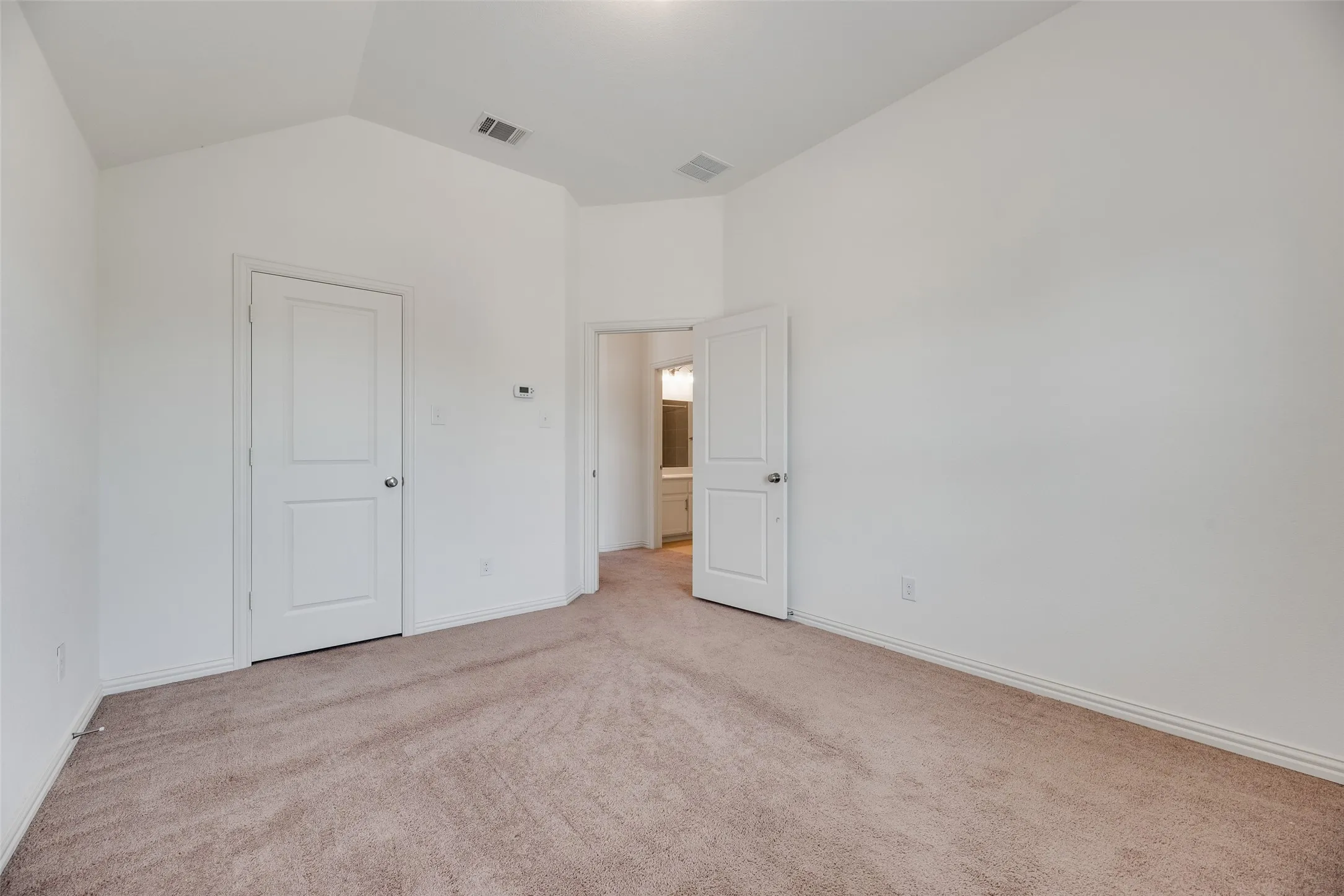 Single Family Residence For Rent in Collin County , 812 Overton Avenue, Celina, Texas 75009, 4 Bedroom, 3 Bathroom, 3 Garage spaces, 3,167 Sqft, built in 2017, mls#21388369, Real Estate Agent in Celina, Homes For Rent in Collin county, Homes For Rent in Celina, Realtor in Celina Texas, Real Estate Brokerage Independent Realty Texas, Luminita Cordes Realtor