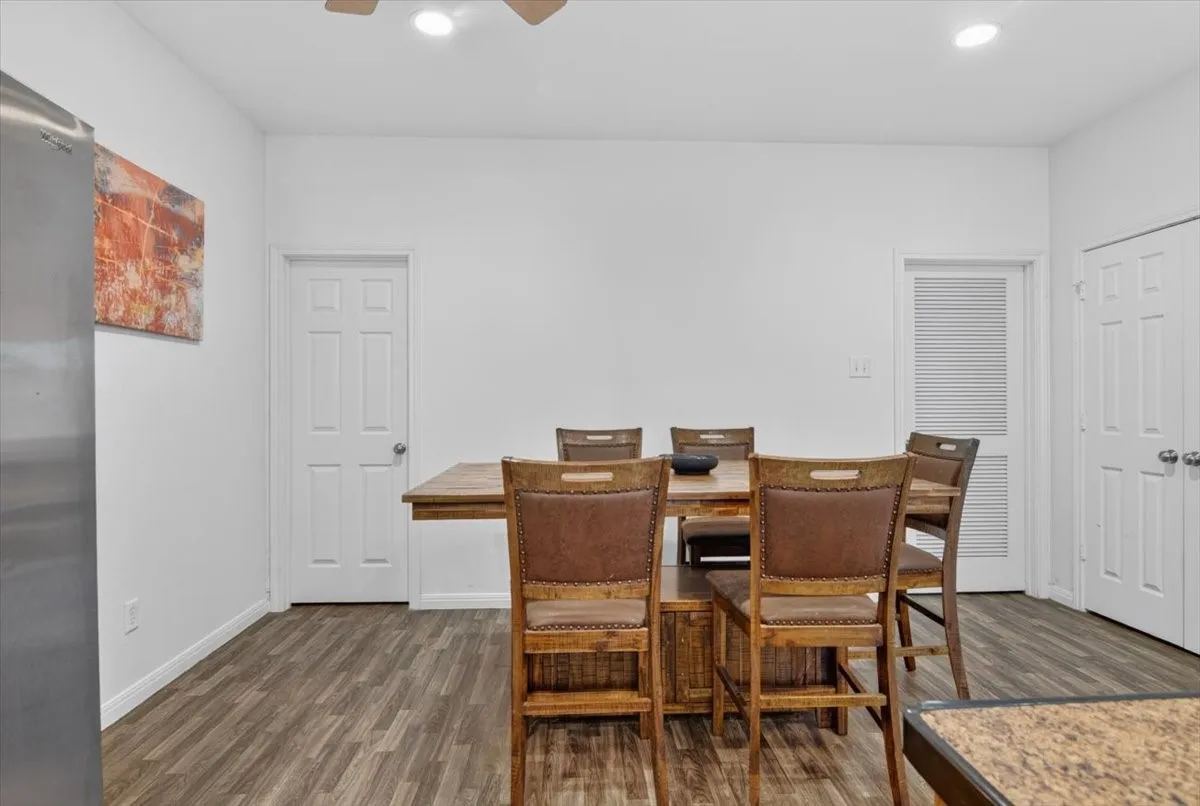 Single Family Residence For Sale in Mc Lennan County , 1920 S 15th Street, Waco, Texas 76706, 5 Bedroom, 6 Bathroom, Garage spaces, 2,624 Sqft, built in 2007, mls#21357808, Real Estate Agent in Waco, Homes For Sale in Mc Lennan county, Homes For Sale in Waco, Realtor in Waco Texas, Real Estate Brokerage Independent Realty Texas, Luminita Cordes Realtor