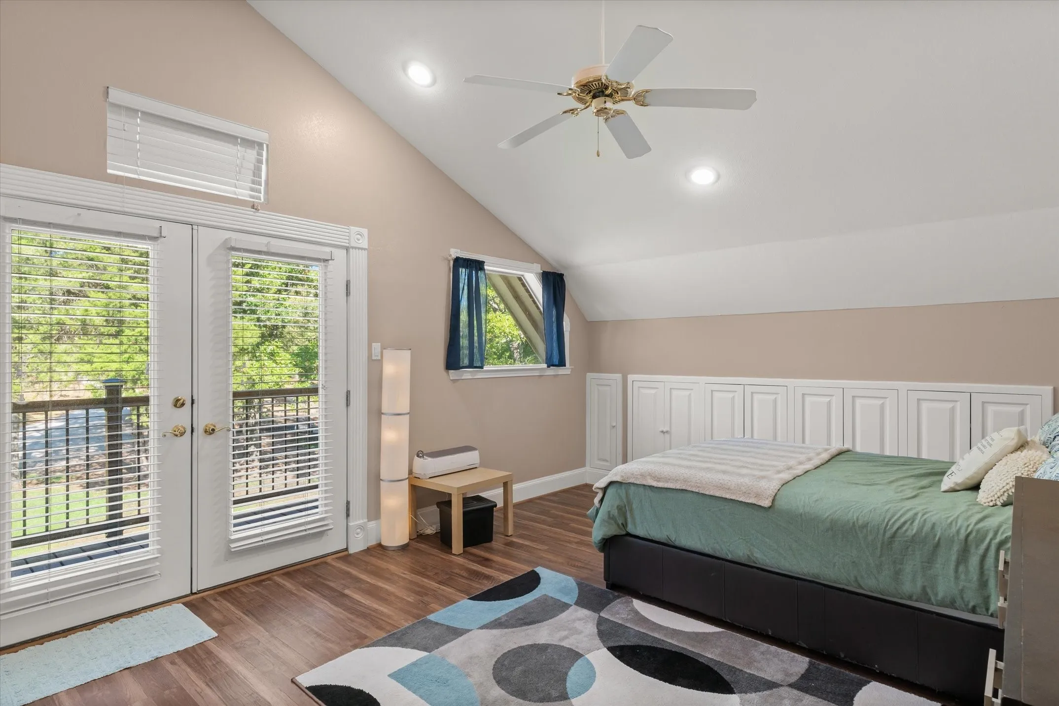 Single Family Residence For Sale in Van Zandt County , 1551 VZ County Road, Grand Saline, Texas 75140, 4 Bedroom, 3 Bathroom, 2 Garage spaces, 3,708 Sqft, built in 1996, mls#21388510, Real Estate Agent in Grand Saline, Homes For Sale in Van Zandt county, Homes For Sale in Grand Saline, Realtor in Grand Saline Texas, Real Estate Brokerage Independent Realty Texas, Luminita Cordes Realtor