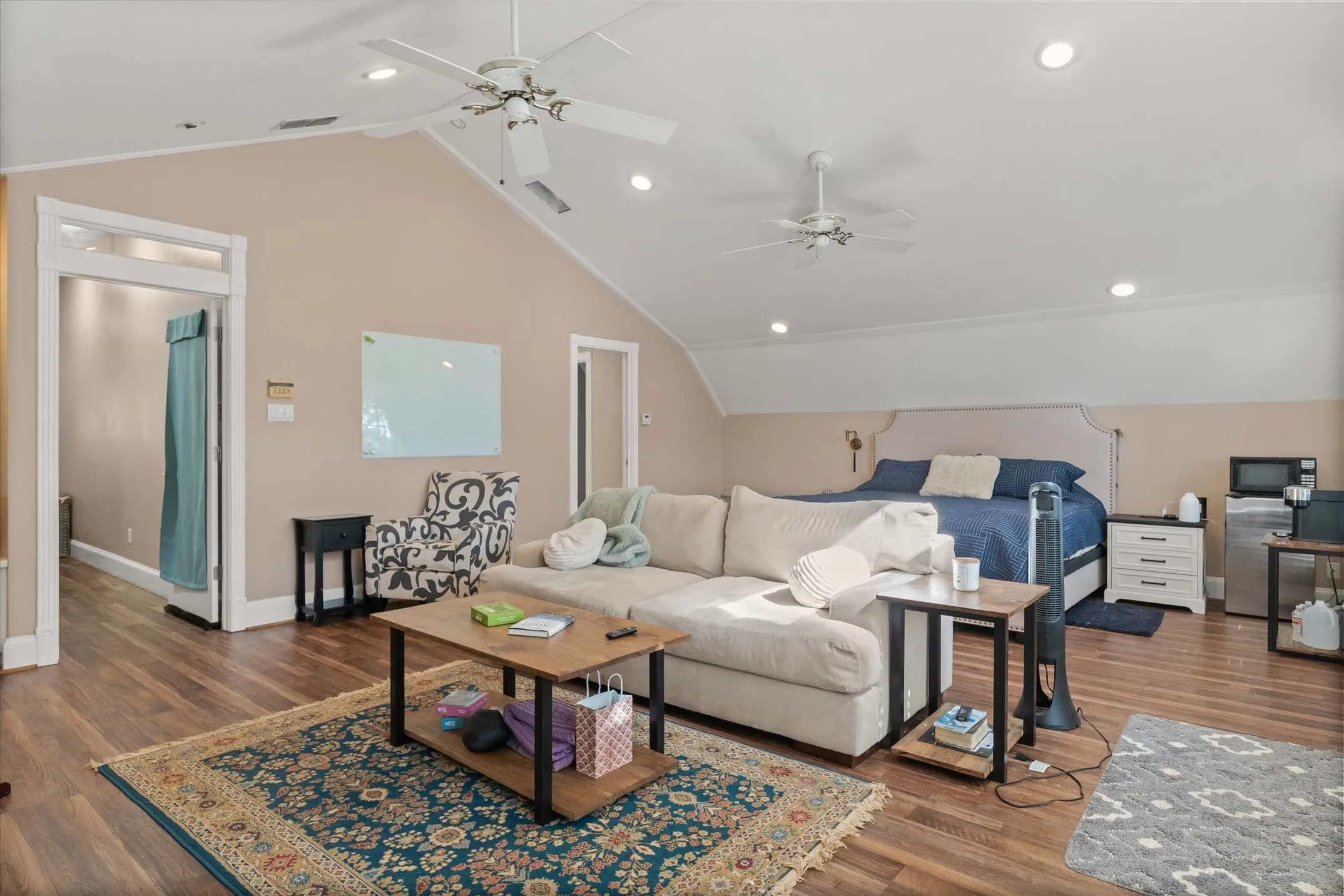Single Family Residence For Sale in Van Zandt County , 1551 VZ County Road, Grand Saline, Texas 75140, 4 Bedroom, 3 Bathroom, 2 Garage spaces, 3,708 Sqft, built in 1996, mls#21388510, Real Estate Agent in Grand Saline, Homes For Sale in Van Zandt county, Homes For Sale in Grand Saline, Realtor in Grand Saline Texas, Real Estate Brokerage Independent Realty Texas, Luminita Cordes Realtor