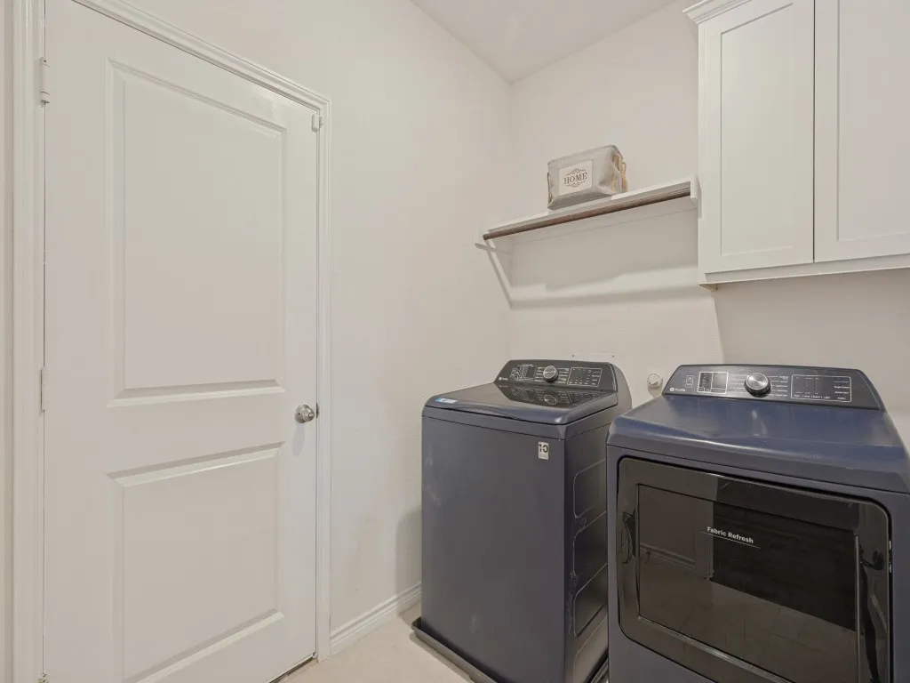 Single Family Residence For Sale in Collin County , 312 Penn Street, Anna, Texas 75409, 3 Bedroom, 2 Bathroom, 2 Garage spaces, 1,783 Sqft, built in 2022, mls#21388272, Real Estate Agent in Anna, Homes For Sale in Collin county, Homes For Sale in Anna, Realtor in Anna Texas, Real Estate Brokerage Independent Realty Texas, Luminita Cordes Realtor