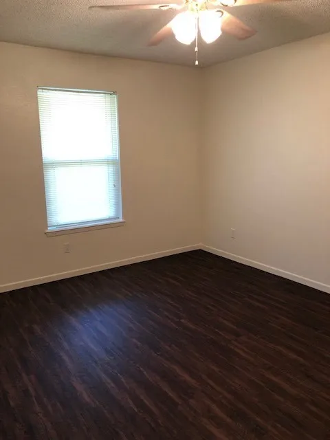 Duplex For Rent in Taylor County , 4917 S 6th Street 4919, Abilene, Texas 79605, 2 Bedroom, 2 Bathroom, Garage spaces, 1,167 Sqft, built in 1977, mls#21388515, Real Estate Agent in Abilene, Homes For Rent in Taylor county, Homes For Rent in Abilene, Realtor in Abilene Texas, Real Estate Brokerage Independent Realty Texas, Luminita Cordes Realtor