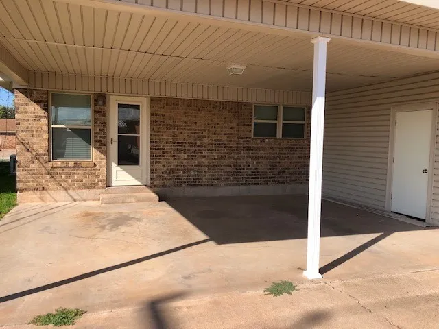 Duplex For Rent in Taylor County , 4917 S 6th Street 4919, Abilene, Texas 79605, 2 Bedroom, 2 Bathroom, Garage spaces, 1,167 Sqft, built in 1977, mls#21388515, Real Estate Agent in Abilene, Homes For Rent in Taylor county, Homes For Rent in Abilene, Realtor in Abilene Texas, Real Estate Brokerage Independent Realty Texas, Luminita Cordes Realtor