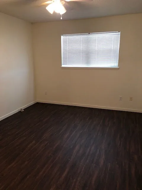 Duplex For Rent in Taylor County , 4917 S 6th Street 4919, Abilene, Texas 79605, 2 Bedroom, 2 Bathroom, Garage spaces, 1,167 Sqft, built in 1977, mls#21388515, Real Estate Agent in Abilene, Homes For Rent in Taylor county, Homes For Rent in Abilene, Realtor in Abilene Texas, Real Estate Brokerage Independent Realty Texas, Luminita Cordes Realtor