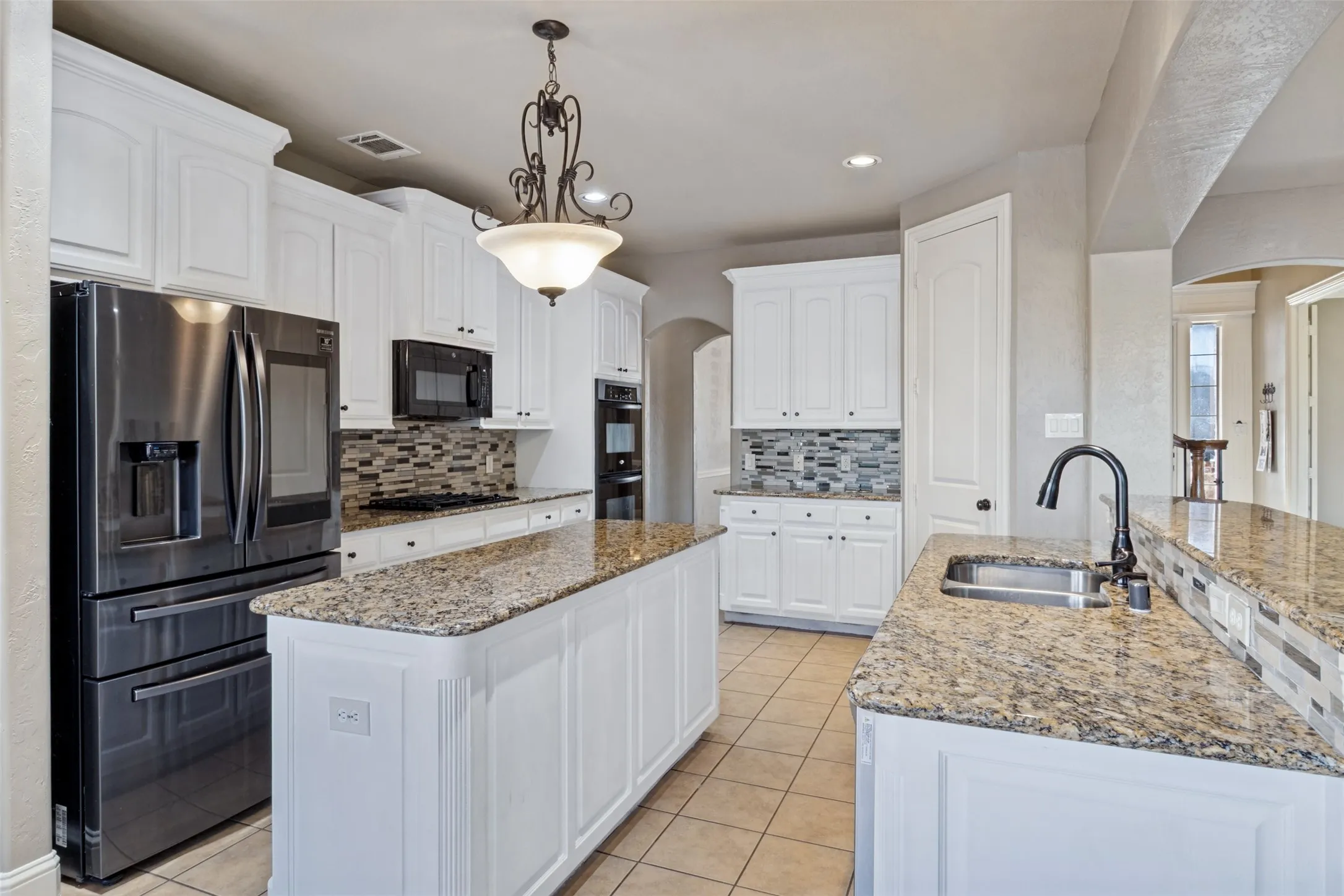 Single Family Residence For Sale in Dallas County , 6631 Crestmoor Lane, Sachse, Texas 75048, 4 Bedroom, 4 Bathroom, 2 Garage spaces, 3,167 Sqft, built in 2008, mls#21388522, Real Estate Agent in Sachse, Homes For Sale in Dallas county, Homes For Sale in Sachse, Realtor in Sachse Texas, Real Estate Brokerage Independent Realty Texas, Luminita Cordes Realtor