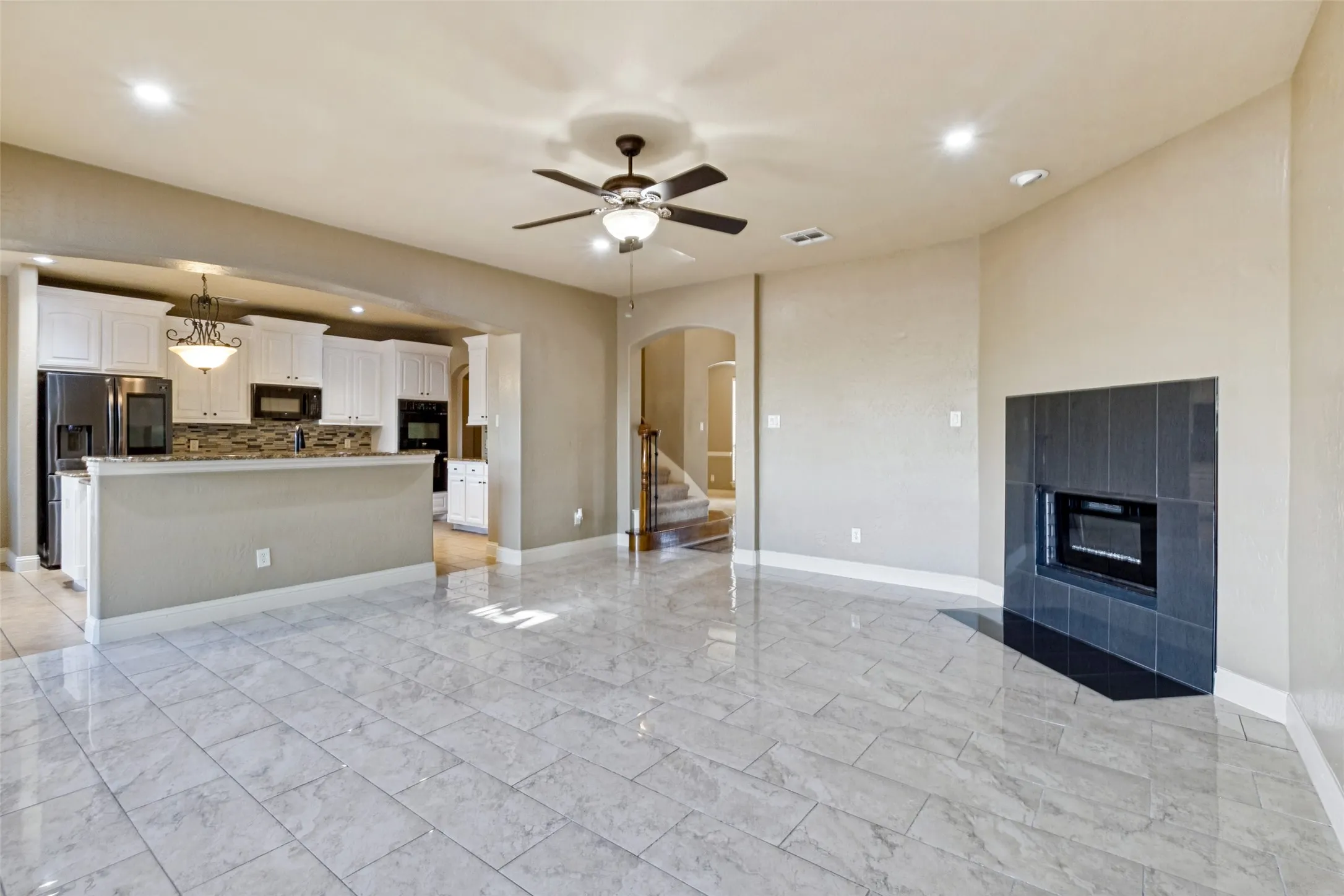 Single Family Residence For Sale in Dallas County , 6631 Crestmoor Lane, Sachse, Texas 75048, 4 Bedroom, 4 Bathroom, 2 Garage spaces, 3,167 Sqft, built in 2008, mls#21388522, Real Estate Agent in Sachse, Homes For Sale in Dallas county, Homes For Sale in Sachse, Realtor in Sachse Texas, Real Estate Brokerage Independent Realty Texas, Luminita Cordes Realtor