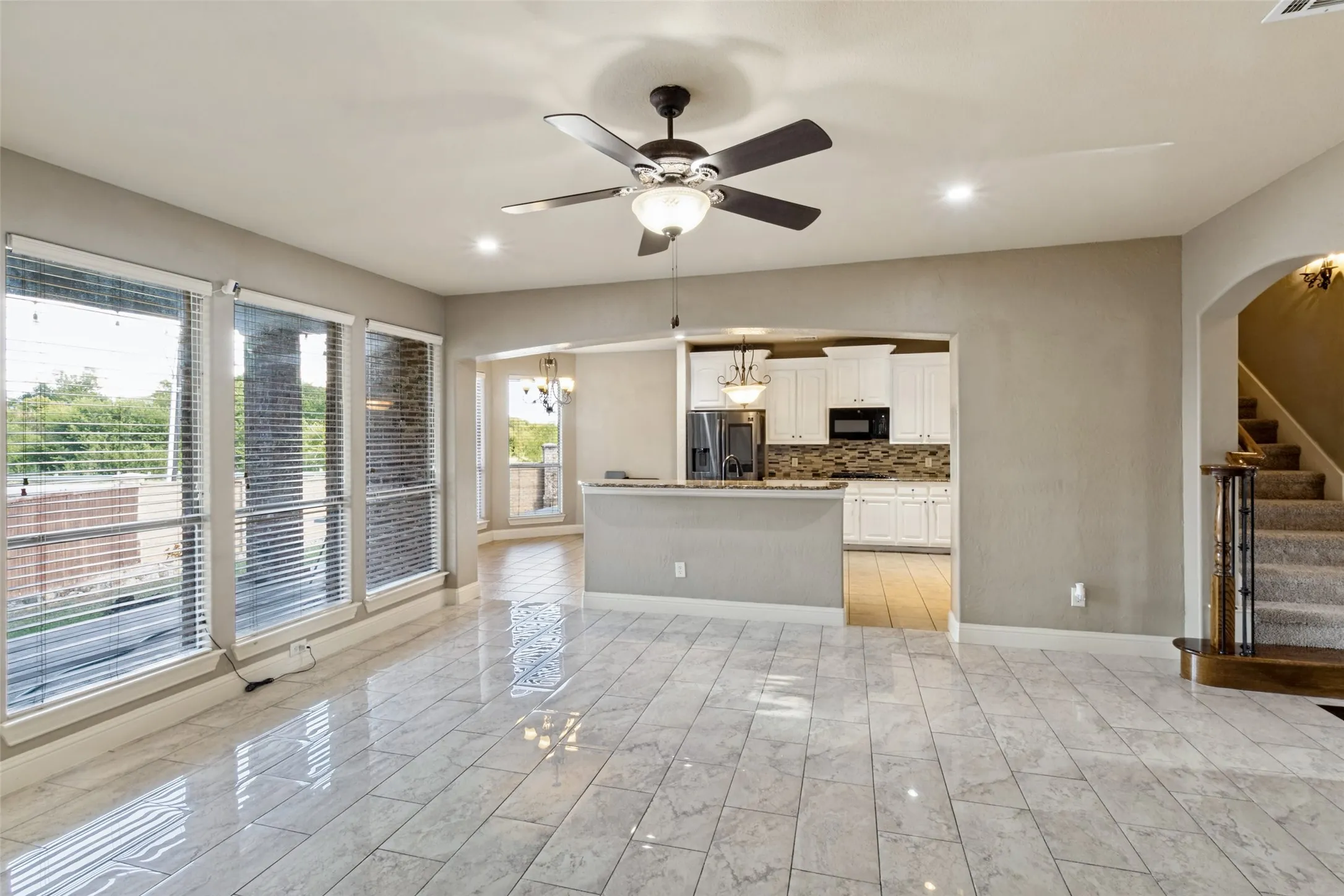 Single Family Residence For Sale in Dallas County , 6631 Crestmoor Lane, Sachse, Texas 75048, 4 Bedroom, 4 Bathroom, 2 Garage spaces, 3,167 Sqft, built in 2008, mls#21388522, Real Estate Agent in Sachse, Homes For Sale in Dallas county, Homes For Sale in Sachse, Realtor in Sachse Texas, Real Estate Brokerage Independent Realty Texas, Luminita Cordes Realtor