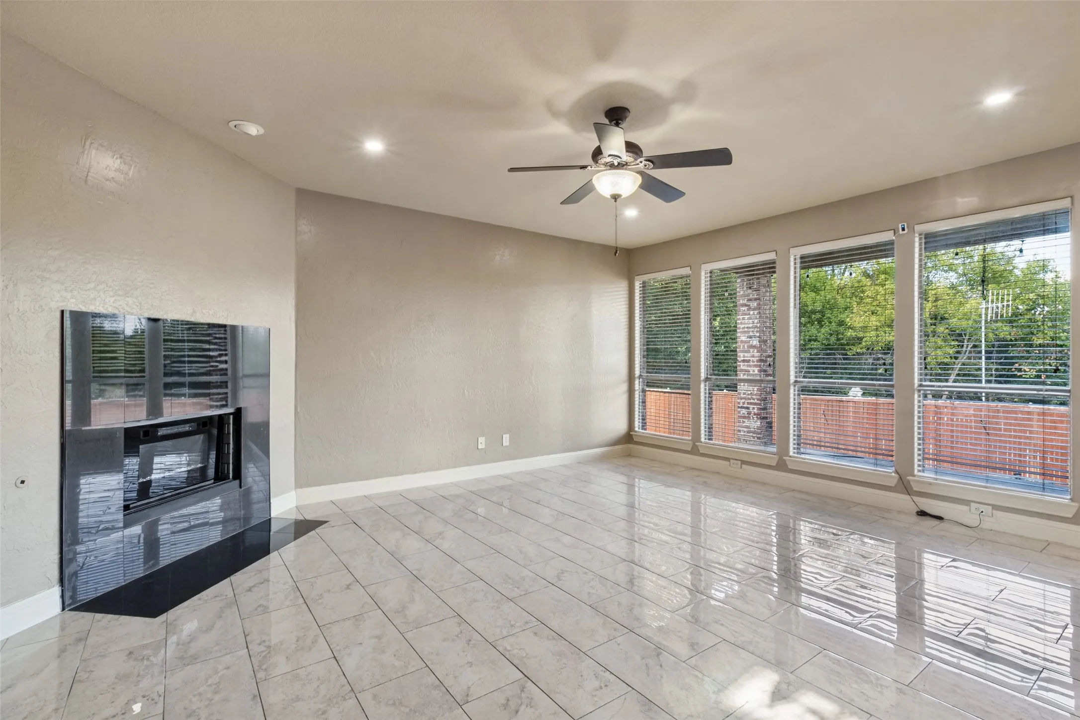 Single Family Residence For Sale in Dallas County , 6631 Crestmoor Lane, Sachse, Texas 75048, 4 Bedroom, 4 Bathroom, 2 Garage spaces, 3,167 Sqft, built in 2008, mls#21388522, Real Estate Agent in Sachse, Homes For Sale in Dallas county, Homes For Sale in Sachse, Realtor in Sachse Texas, Real Estate Brokerage Independent Realty Texas, Luminita Cordes Realtor