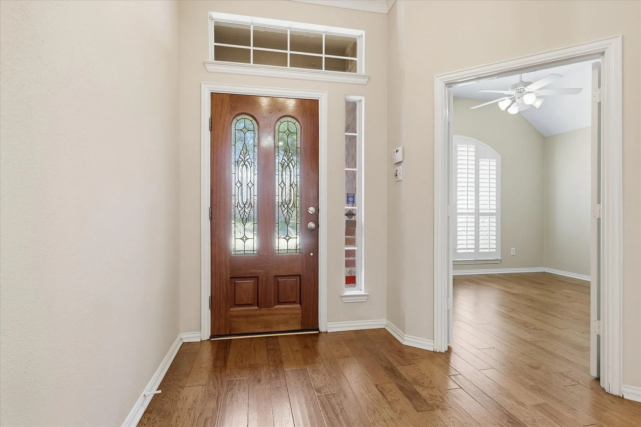 Single Family Residence For Sale in Denton County , 1109 Oakhollow Drive, Corinth, Texas 76210, 4 Bedroom, 3 Bathroom, 2 Garage spaces, 2,974 Sqft, built in 1997, mls#21377781, Real Estate Agent in Corinth, Homes For Sale in Denton county, Homes For Sale in Corinth, Realtor in Corinth Texas, Real Estate Brokerage Independent Realty Texas, Luminita Cordes Realtor