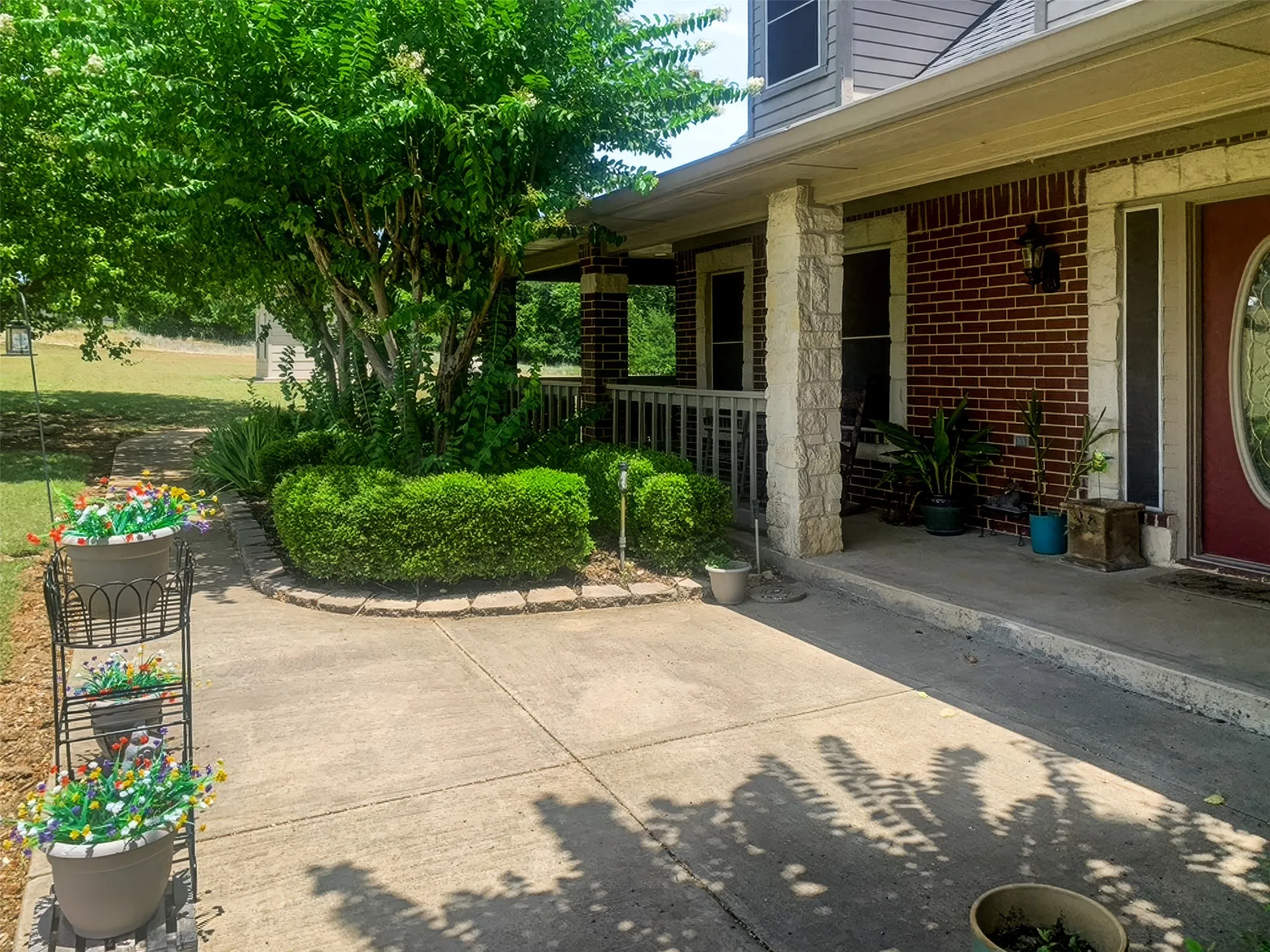Single Family Residence For Sale in Wise County , 1189 Heritage Creek Drive, Rhome, Texas 76078, 4 Bedroom, 3 Bathroom, 4 Garage spaces, 3,599 Sqft, built in 2001, mls#21387360, Real Estate Agent in Rhome, Homes For Sale in Wise county, Homes For Sale in Rhome, Realtor in Rhome Texas, Real Estate Brokerage Independent Realty Texas, Luminita Cordes Realtor