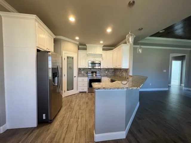 Single Family Residence For Rent in Taylor County , 6642 Summerwood Trail, Abilene, Texas 79606, 4 Bedroom, 2 Bathroom, 2 Garage spaces, 1,817 Sqft, built in 2018, mls#21388539, Real Estate Agent in Abilene, Homes For Rent in Taylor county, Homes For Rent in Abilene, Realtor in Abilene Texas, Real Estate Brokerage Independent Realty Texas, Luminita Cordes Realtor