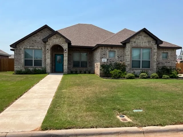 Single Family Residence For Rent in Taylor County , 6642 Summerwood Trail, Abilene, Texas 79606, 4 Bedroom, 2 Bathroom, 2 Garage spaces, 1,817 Sqft, built in 2018, mls#21388539, Real Estate Agent in Abilene, Homes For Rent in Taylor county, Homes For Rent in Abilene, Realtor in Abilene Texas, Real Estate Brokerage Independent Realty Texas, Luminita Cordes Realtor