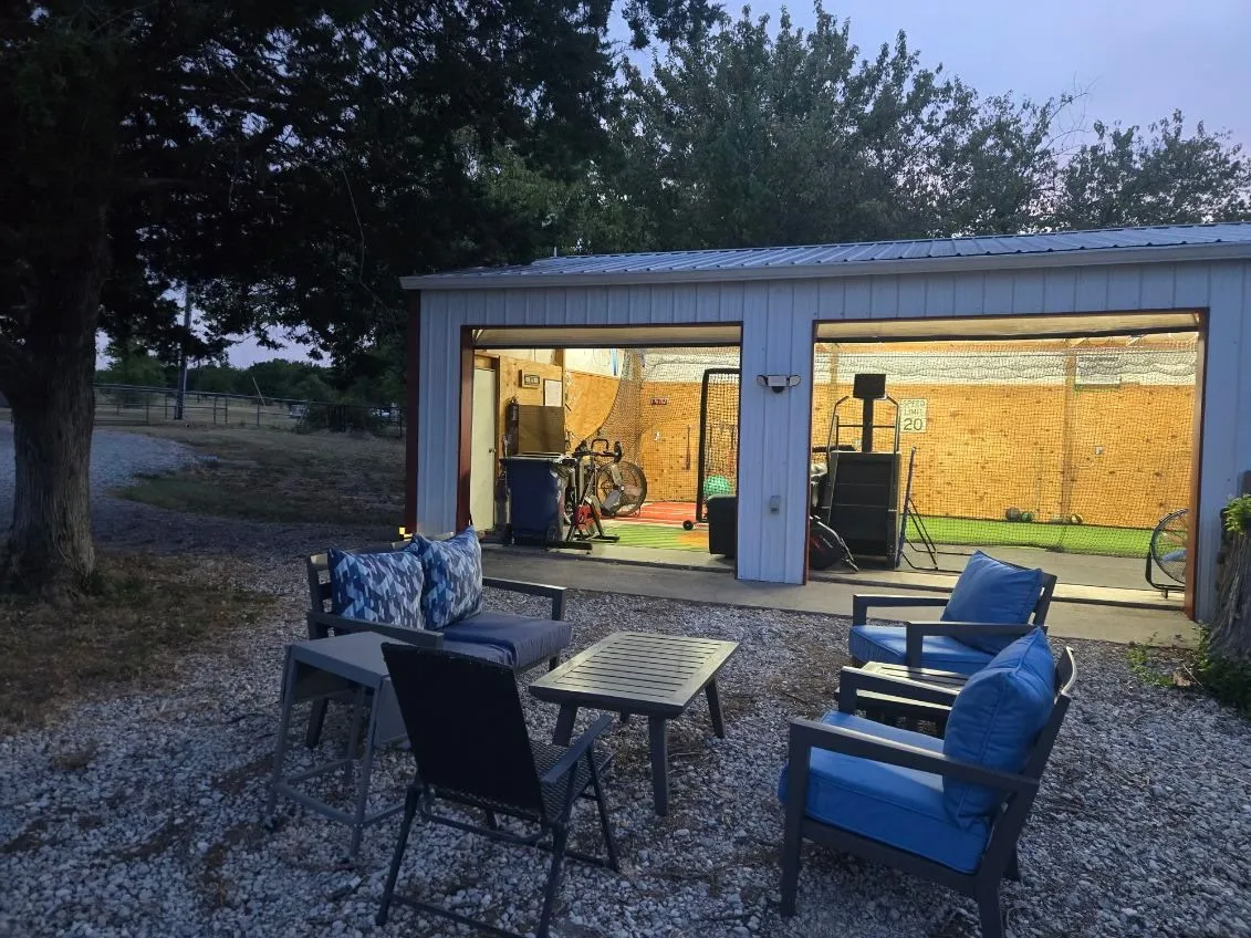 Single Family Residence For Sale in Collin County , 6934 Cottage Hill Lane, Celina, Texas 75009, 4 Bedroom, 2 Bathroom, 2 Garage spaces, 2,240 Sqft, built in 1994, mls#21387623, Real Estate Agent in Celina, Homes For Sale in Collin county, Homes For Sale in Celina, Realtor in Celina Texas, Real Estate Brokerage Independent Realty Texas, Luminita Cordes Realtor