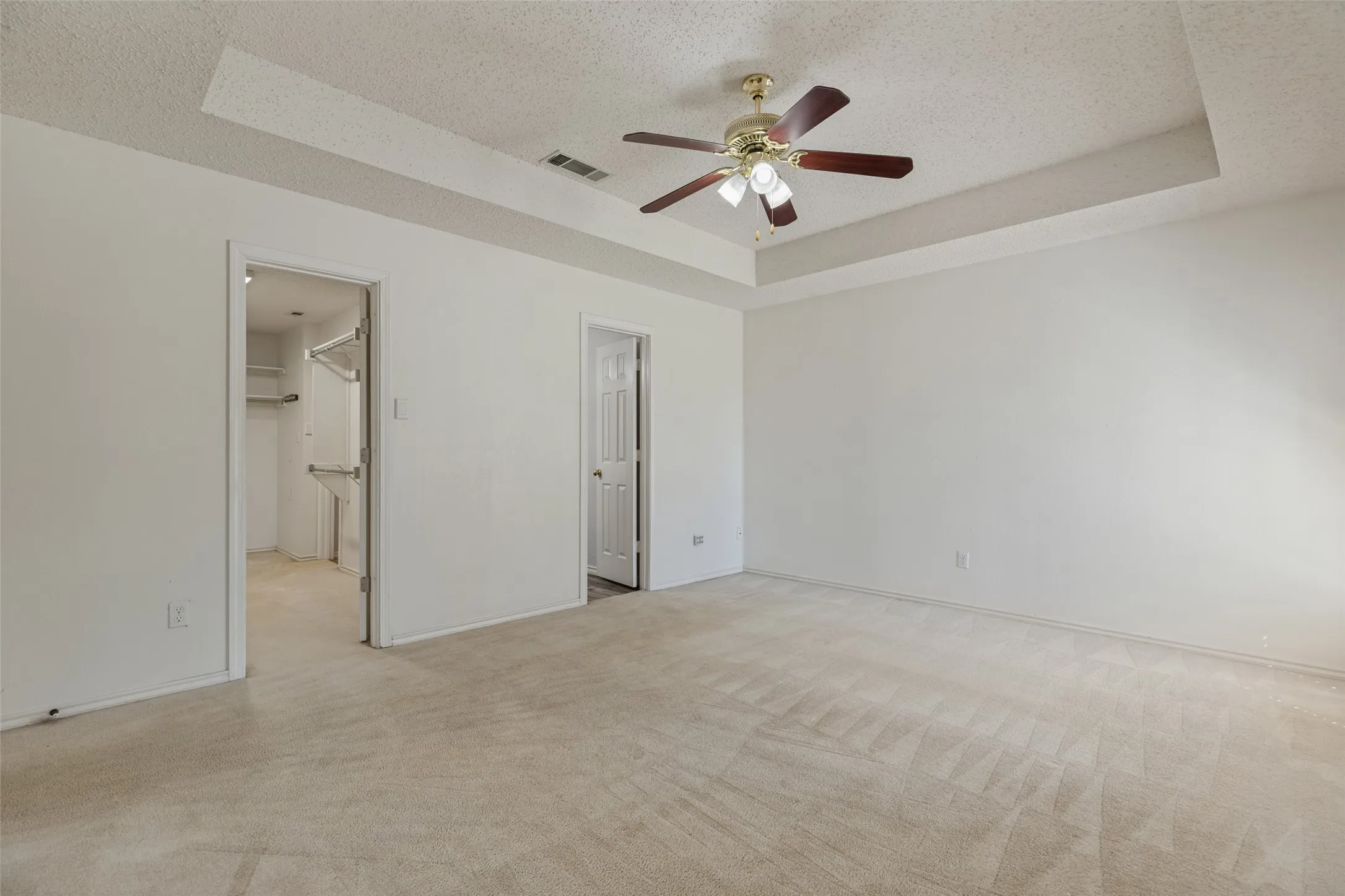 Single Family Residence For Sale in Collin County , 6934 Cottage Hill Lane, Celina, Texas 75009, 4 Bedroom, 2 Bathroom, 2 Garage spaces, 2,240 Sqft, built in 1994, mls#21387623, Real Estate Agent in Celina, Homes For Sale in Collin county, Homes For Sale in Celina, Realtor in Celina Texas, Real Estate Brokerage Independent Realty Texas, Luminita Cordes Realtor