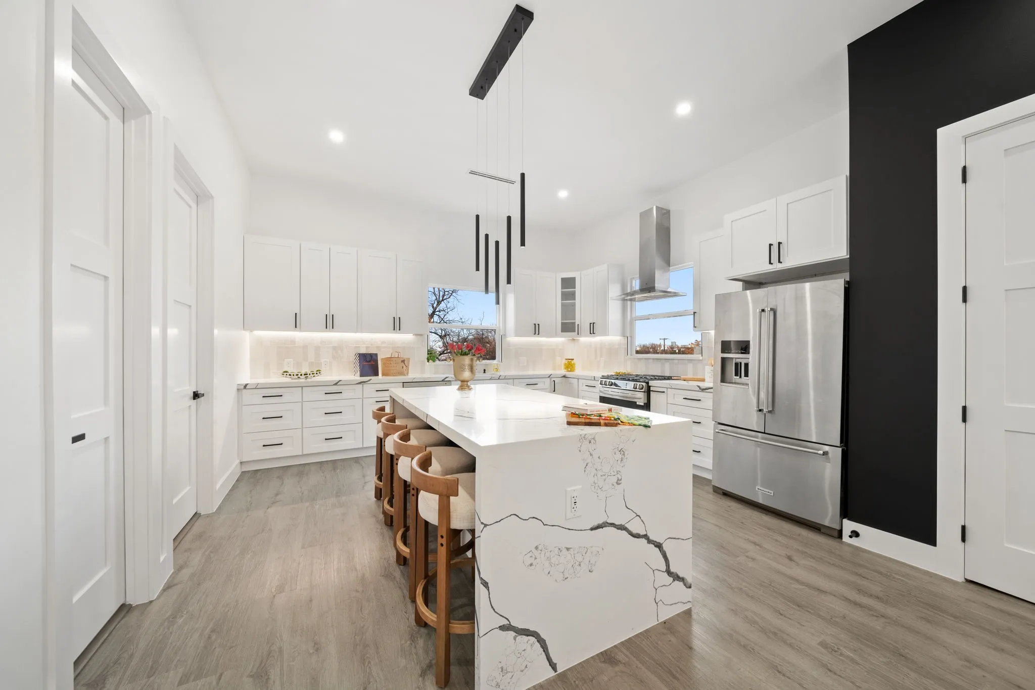 Single Family Residence For Sale in Dallas County , 1919 Pollard Street, Dallas, Texas 75208, 3 Bedroom, 4 Bathroom, 2 Garage spaces, 2,356 Sqft, built in 2024, mls#21388486, Real Estate Agent in Dallas, Homes For Sale in Dallas county, Homes For Sale in Dallas, Realtor in Dallas Texas, Real Estate Brokerage Independent Realty Texas, Luminita Cordes Realtor
