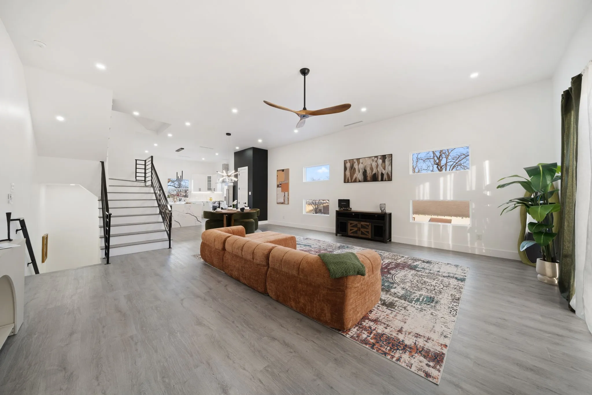 Single Family Residence For Sale in Dallas County , 1919 Pollard Street, Dallas, Texas 75208, 3 Bedroom, 4 Bathroom, 2 Garage spaces, 2,356 Sqft, built in 2024, mls#21388486, Real Estate Agent in Dallas, Homes For Sale in Dallas county, Homes For Sale in Dallas, Realtor in Dallas Texas, Real Estate Brokerage Independent Realty Texas, Luminita Cordes Realtor