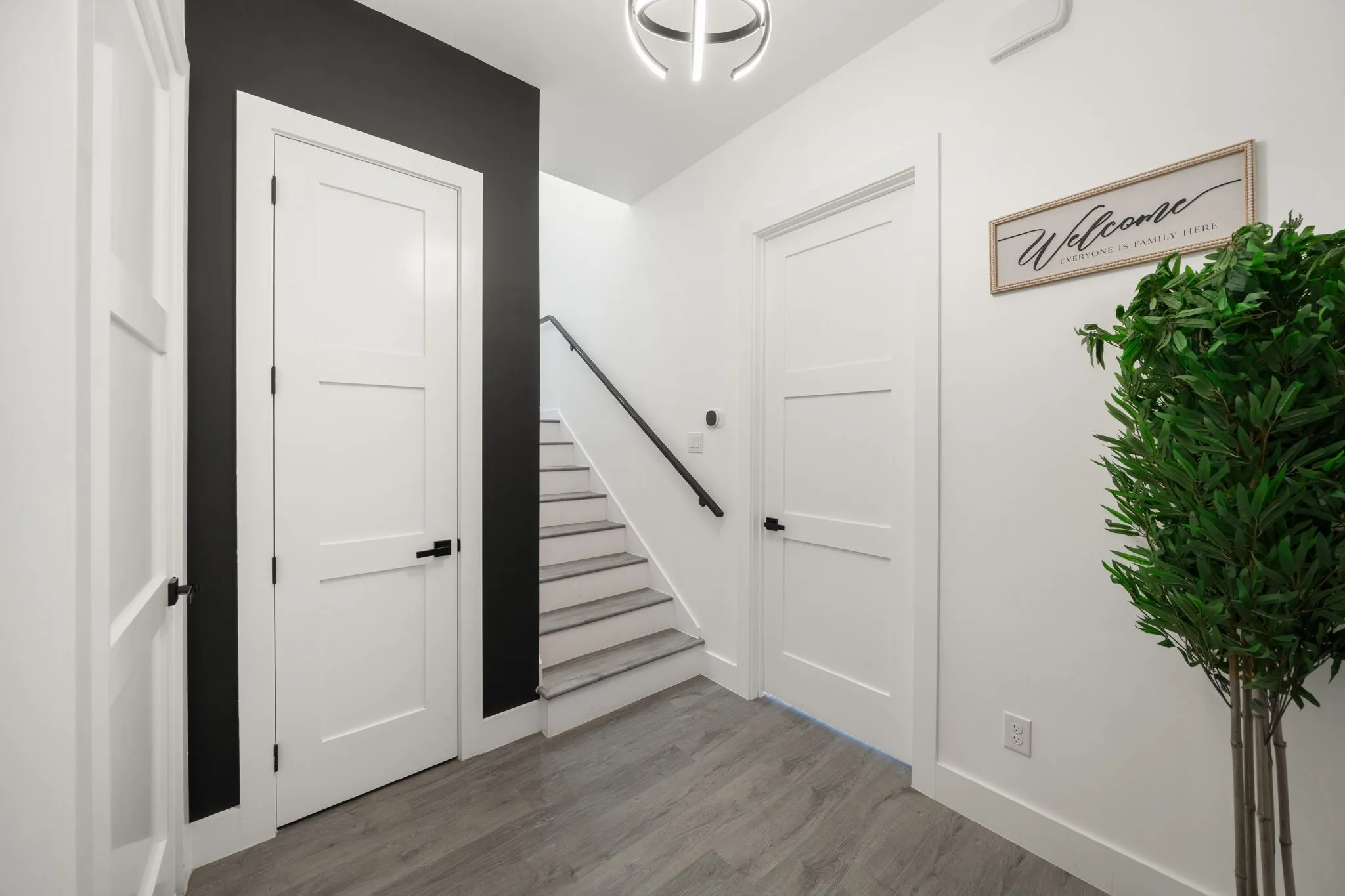 Single Family Residence For Sale in Dallas County , 1919 Pollard Street, Dallas, Texas 75208, 3 Bedroom, 4 Bathroom, 2 Garage spaces, 2,356 Sqft, built in 2024, mls#21388486, Real Estate Agent in Dallas, Homes For Sale in Dallas county, Homes For Sale in Dallas, Realtor in Dallas Texas, Real Estate Brokerage Independent Realty Texas, Luminita Cordes Realtor