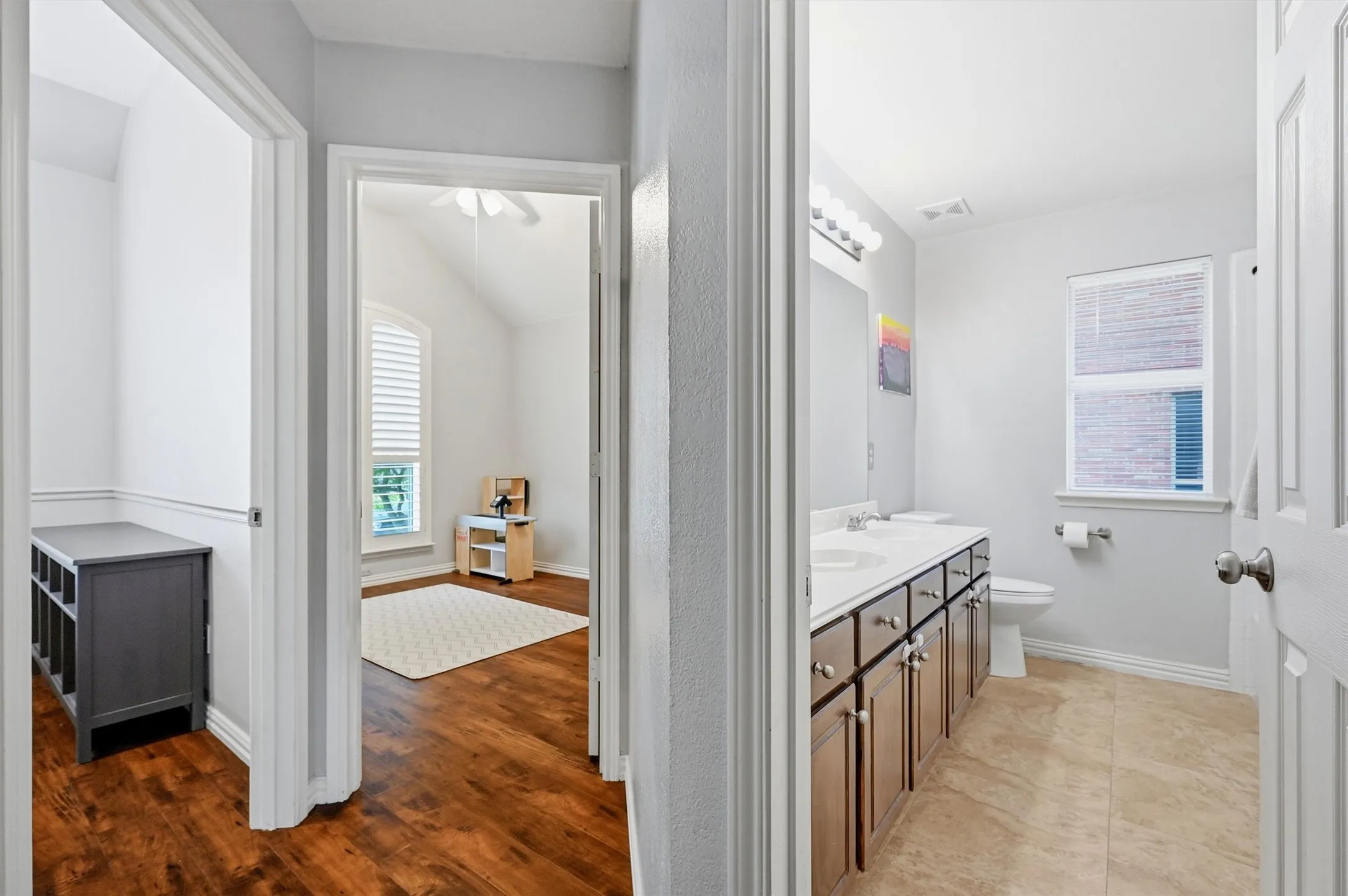 Single Family Residence For Rent in Collin County , 1328 Lighthouse Lane, Allen, Texas 75013, 4 Bedroom, 2 Bathroom, 2 Garage spaces, 2,275 Sqft, built in 1996, mls#21388560, Real Estate Agent in Allen, Homes For Rent in Collin county, Homes For Rent in Allen, Realtor in Allen Texas, Real Estate Brokerage Independent Realty Texas, Luminita Cordes Realtor