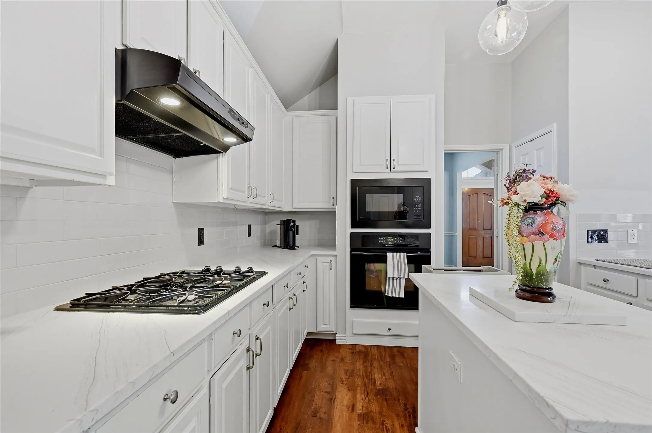 Single Family Residence For Rent in Collin County , 1328 Lighthouse Lane, Allen, Texas 75013, 4 Bedroom, 2 Bathroom, 2 Garage spaces, 2,275 Sqft, built in 1996, mls#21388560, Real Estate Agent in Allen, Homes For Rent in Collin county, Homes For Rent in Allen, Realtor in Allen Texas, Real Estate Brokerage Independent Realty Texas, Luminita Cordes Realtor